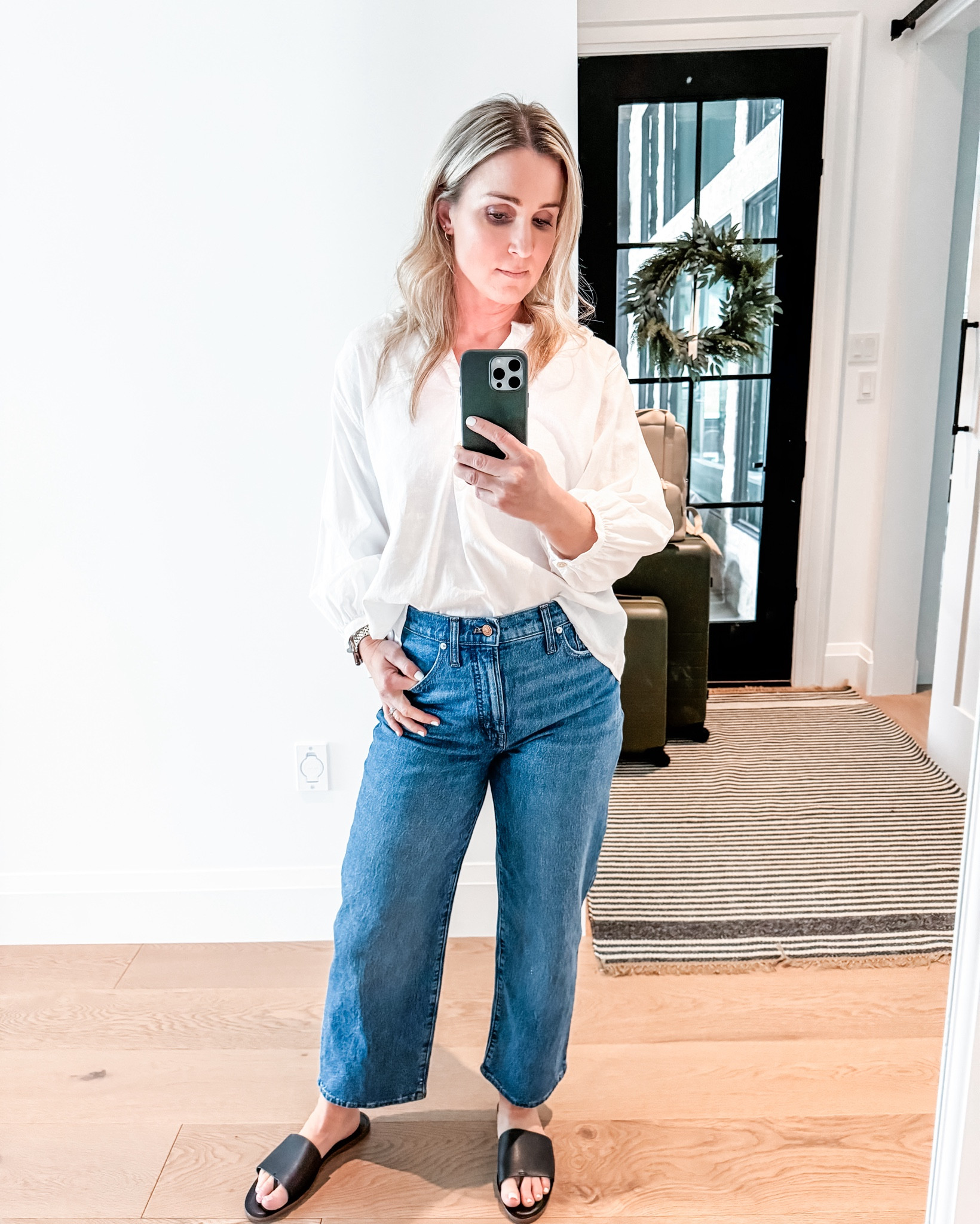 It’s finally spring….

Time to pull out the white tops, crops and flip flops 🤍💙🩴

#LTKSeasonal #LTKxMadewell #LTKstyletip