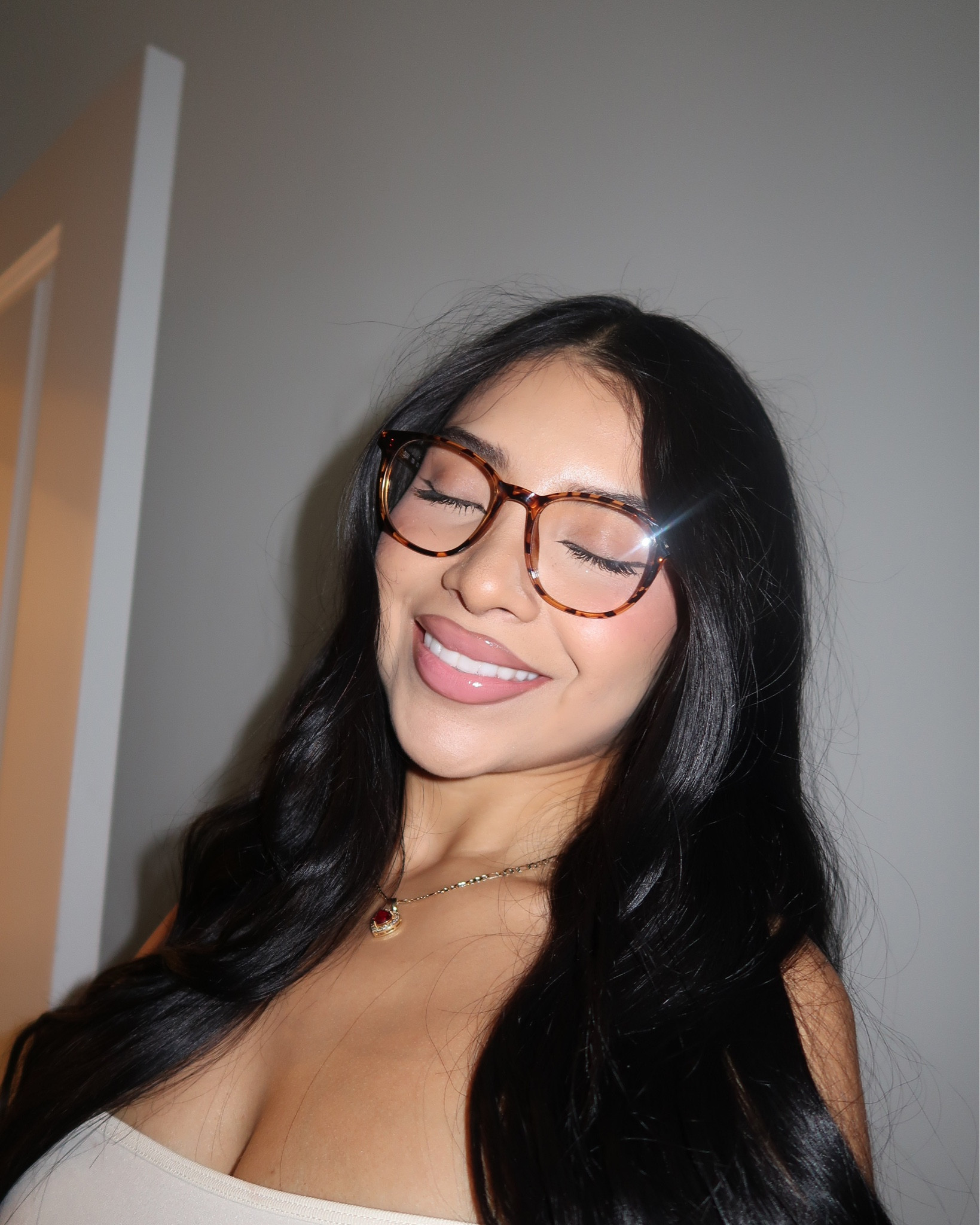 my favorite lip combo recently 💋 lip liner in - lip cheat/iconic nude, lip gloss - 20 celestial blossom, lipstick - honey love 