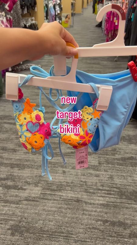 New Target bikini 🌺

#LTKSwim #LTKVideo #LTKFindsUnder50
