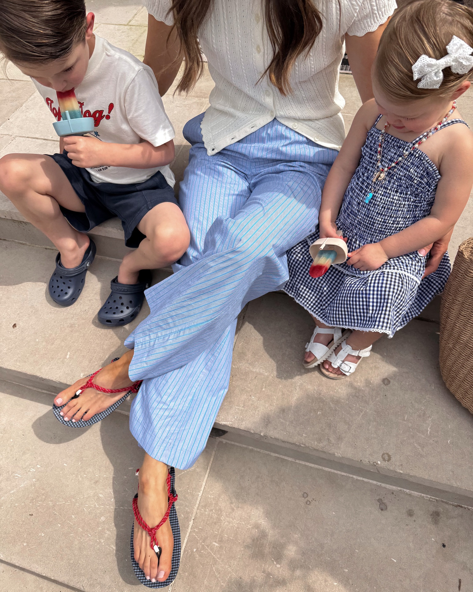 Few things feel more like summer than popsicles outside & few things feel more classic American than @jcrew . Crewcuts has the cutest pieces for the kids whether you’re dressing them for summer holidays, a family trip, or just every day summer fun. I just stocked up on new pieces for the kids & grabbed some new things from the site for myself, too.