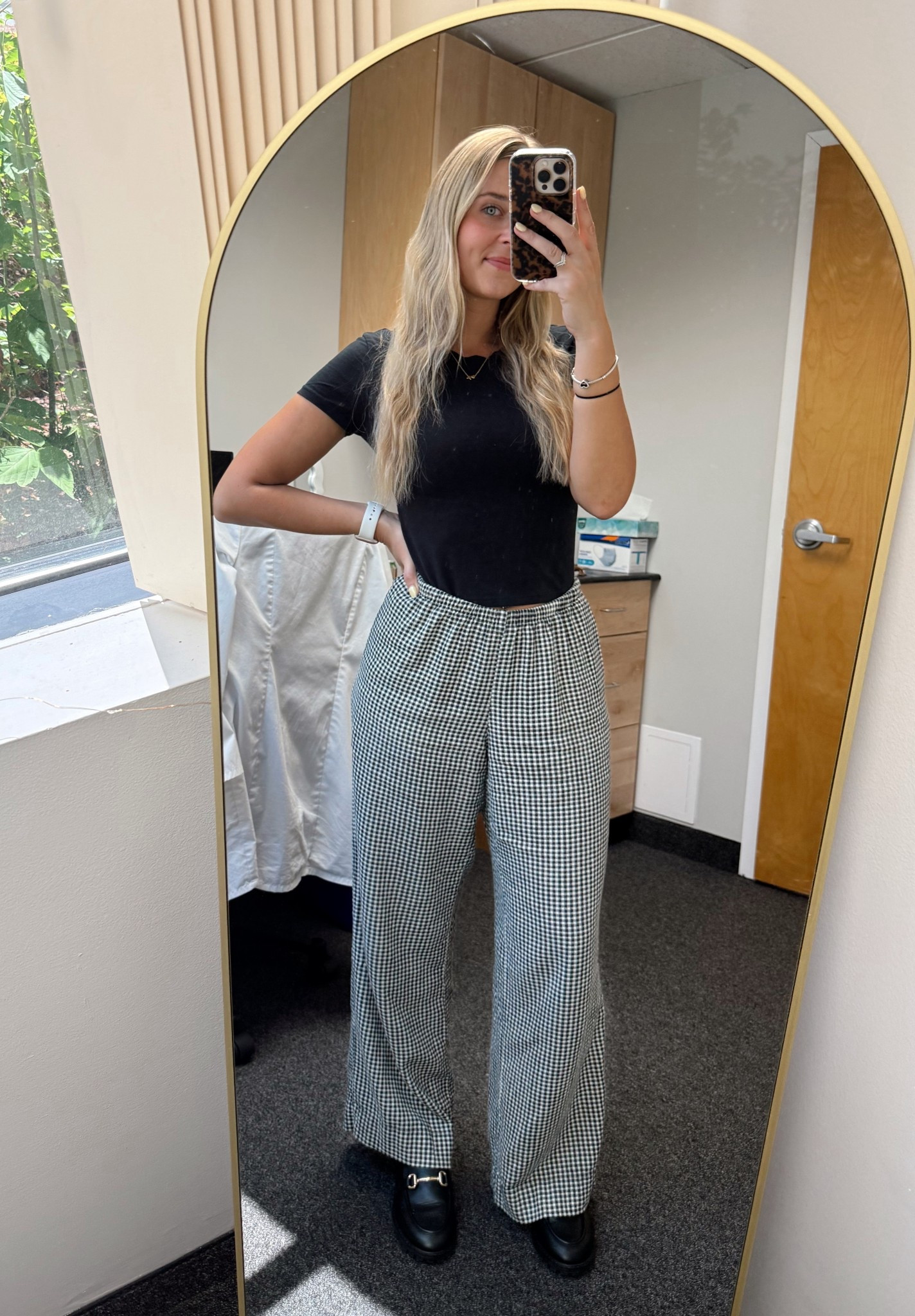 Work outfit🖤

#workoutfit #springoutfit #summeroutfit #target #abercrombie #amazon #phonecase

#LTKWorkwear #LTKSeasonal #LTKFindsUnder50