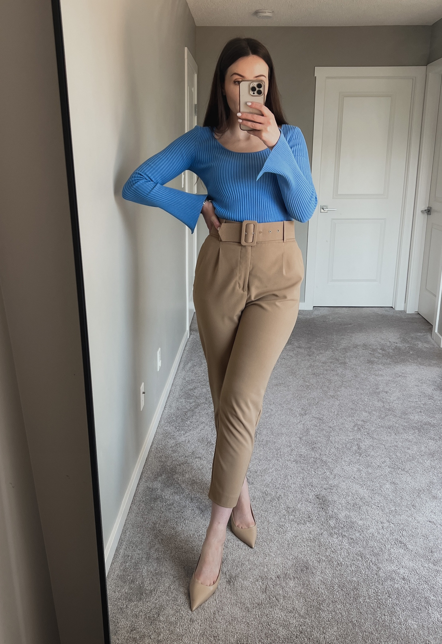Office outfit with a pop of colour 💙🤎

#LTKworkwear