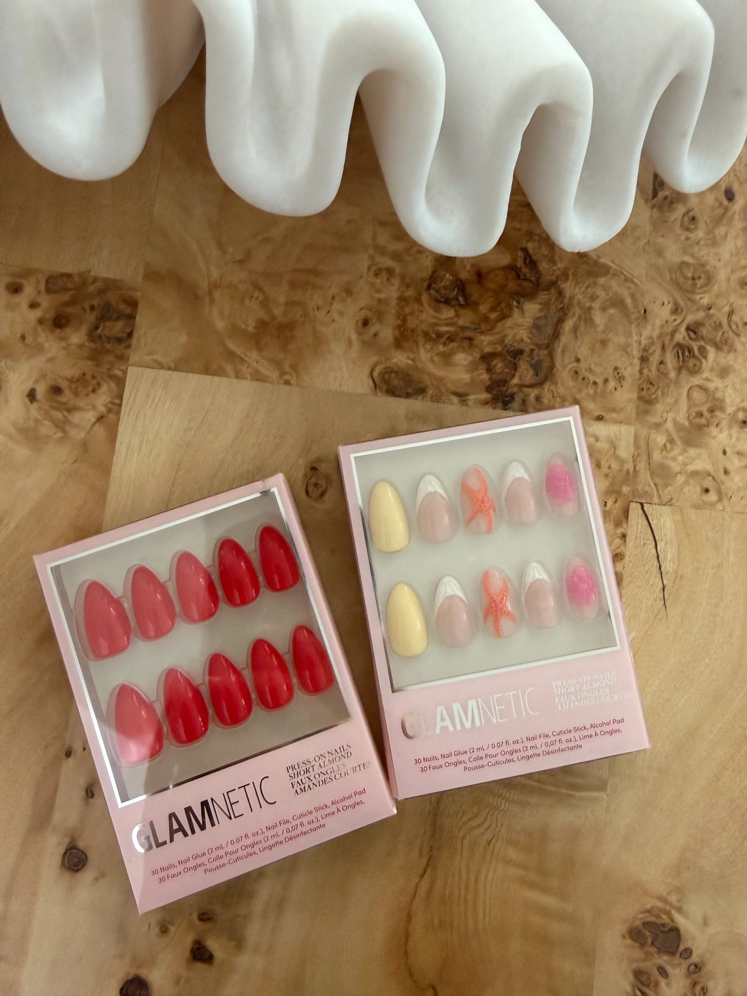 Cutie summer press on nails.
