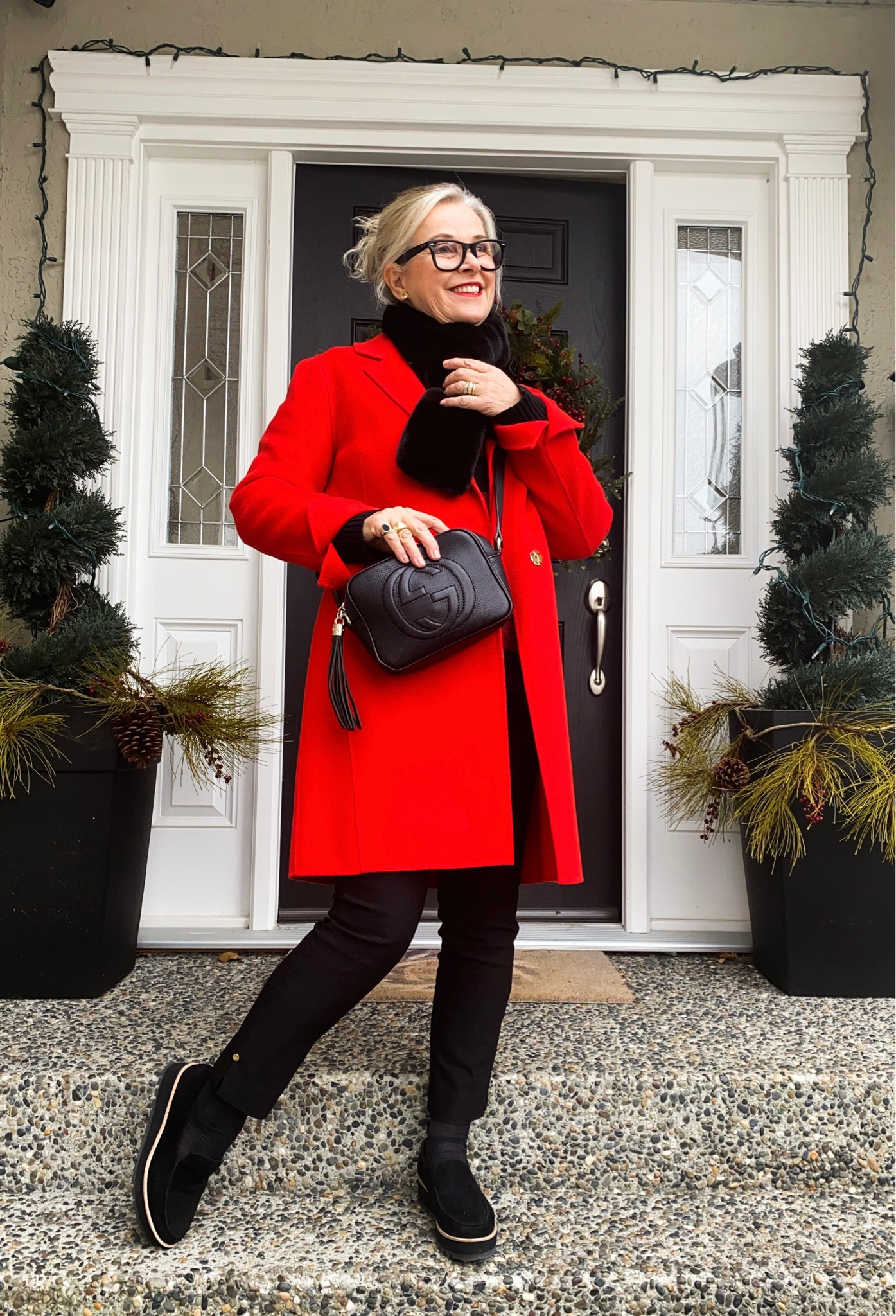 Everybody needs a red coat❤️

#LTKshoecrush #LTKstyletip #LTKSeasonal