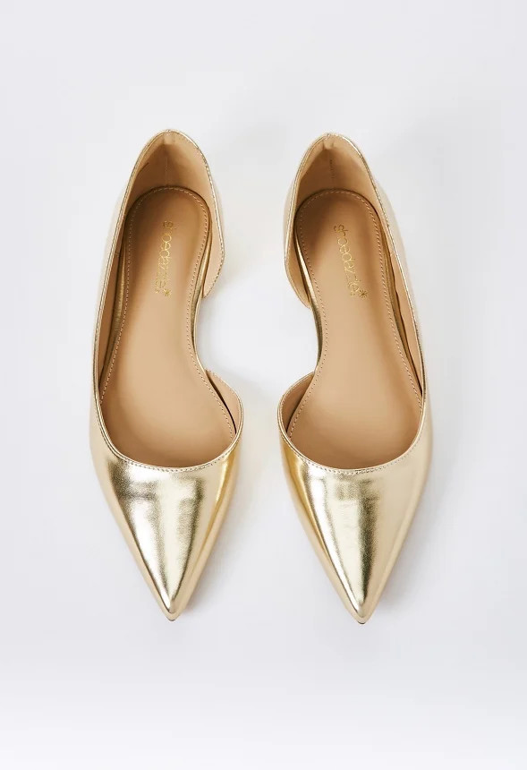 Byrdi Pointed Toe Flat | JustFab