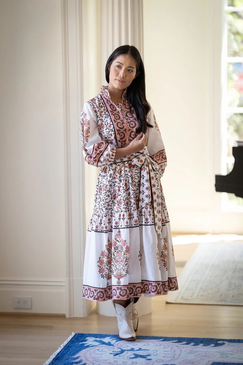 Sue Sartor Flounce™️ | Blush Pink / Honey / Brown Stylized Blooms | SUE SARTOR