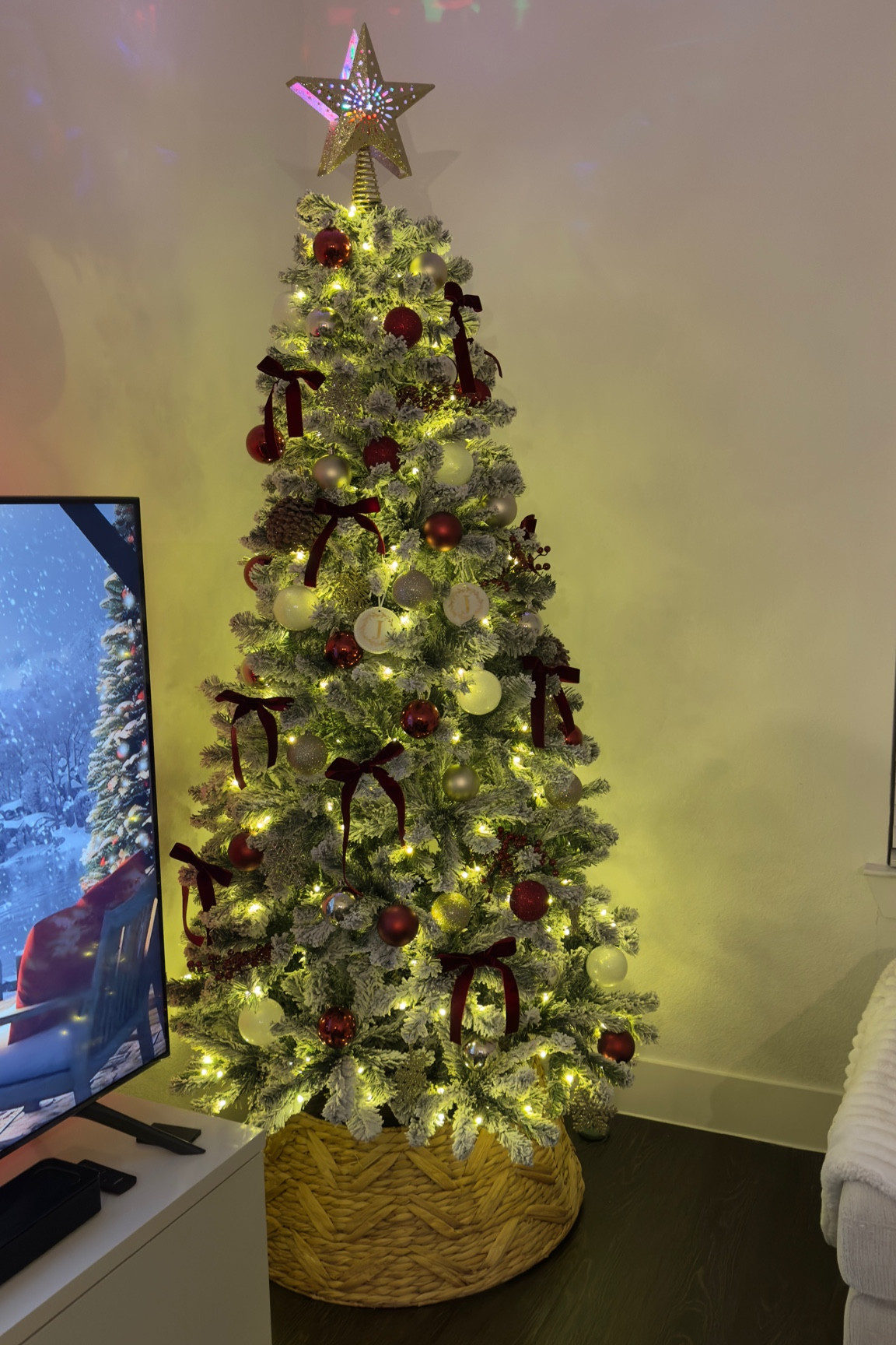 Christmas Tree 🎄🌟♥️

#LTKFindsUnder100 #LTKHoliday #LTKSeasonal