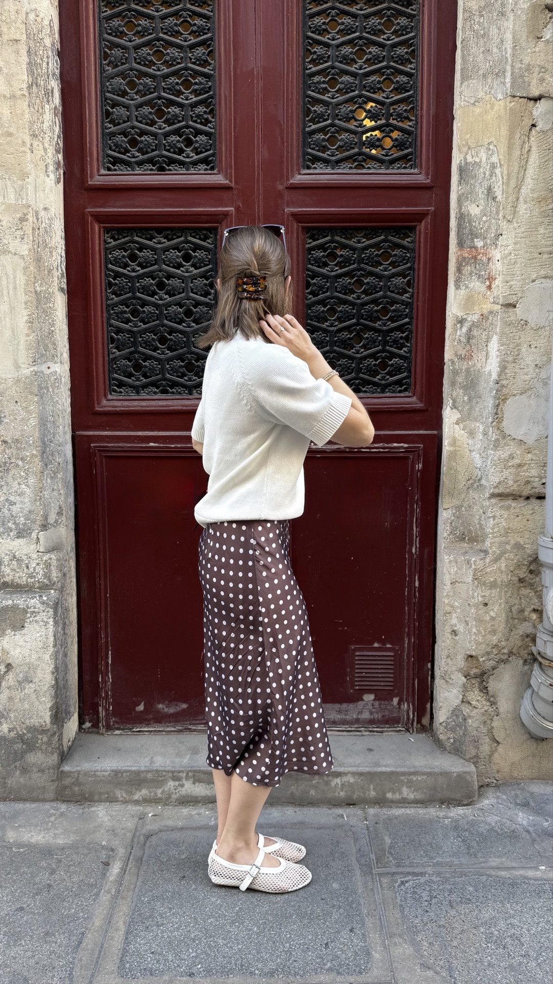 All Quince outfit in Paris
Small 100% cotton sweater tee $39
Washable silk skirt small 
Free shipping & 365 day free returns 

Fall outfit, satin skirt

#LTKSaleAlert #LTKPetite #LTKootd