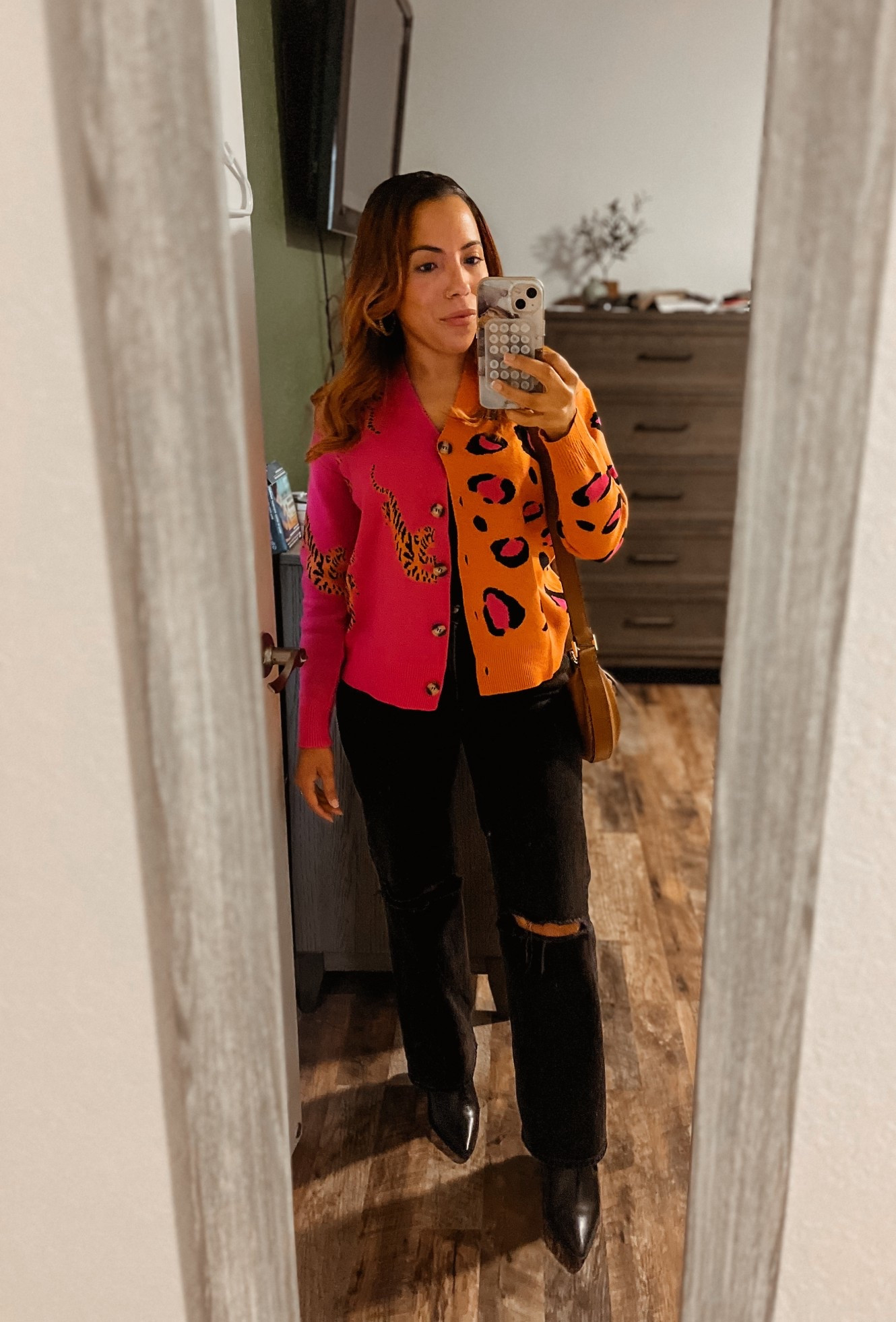 a little pop never hurt no one 🐆💕
5’0 | Top XXS | Jeans 24

#LTKPetite #LTKValentine #LTKootd