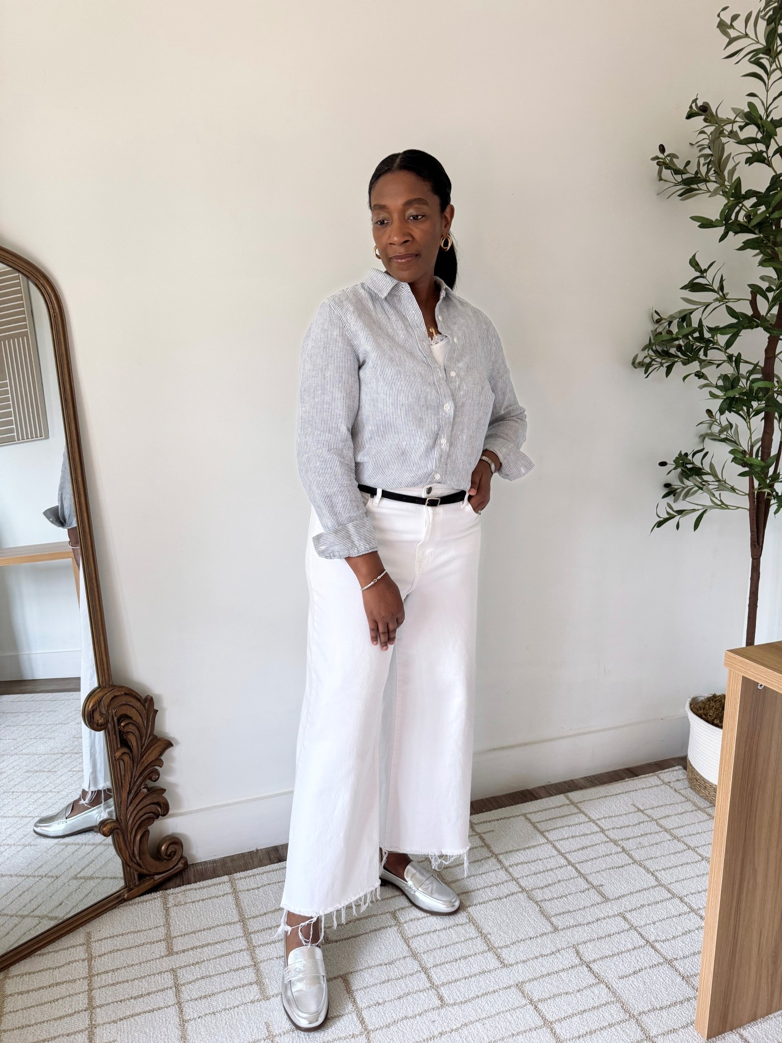 Quince top Linen stripes. Several colors. Size small. 

#LTKgrwm #LTKOver40 #LTKmomlife