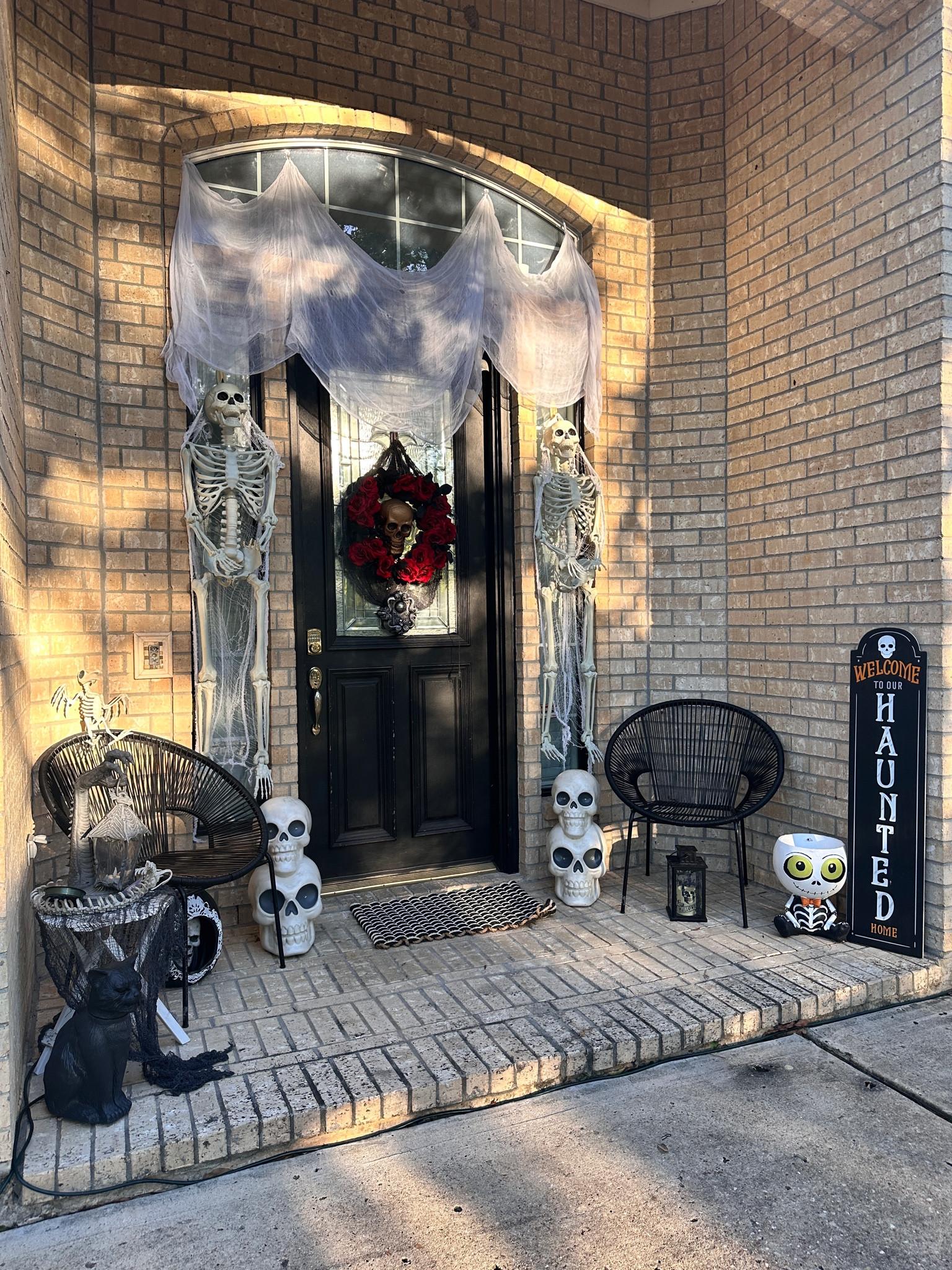 Outdoor Halloween Decor 🎃

#halloweendecor #outdoorhalloweendecor #spookyseason 

#LTKHalloween #LTKSeasonal #LTKHome