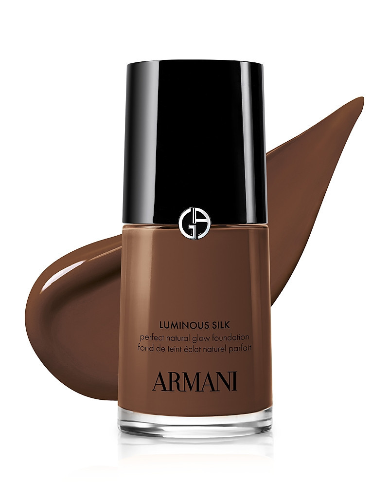 Armani Luminous Silk Natural Glow Blurring Foundation with 24 Hour Wear Foundation 1 oz. | Bloomingdale's (US)