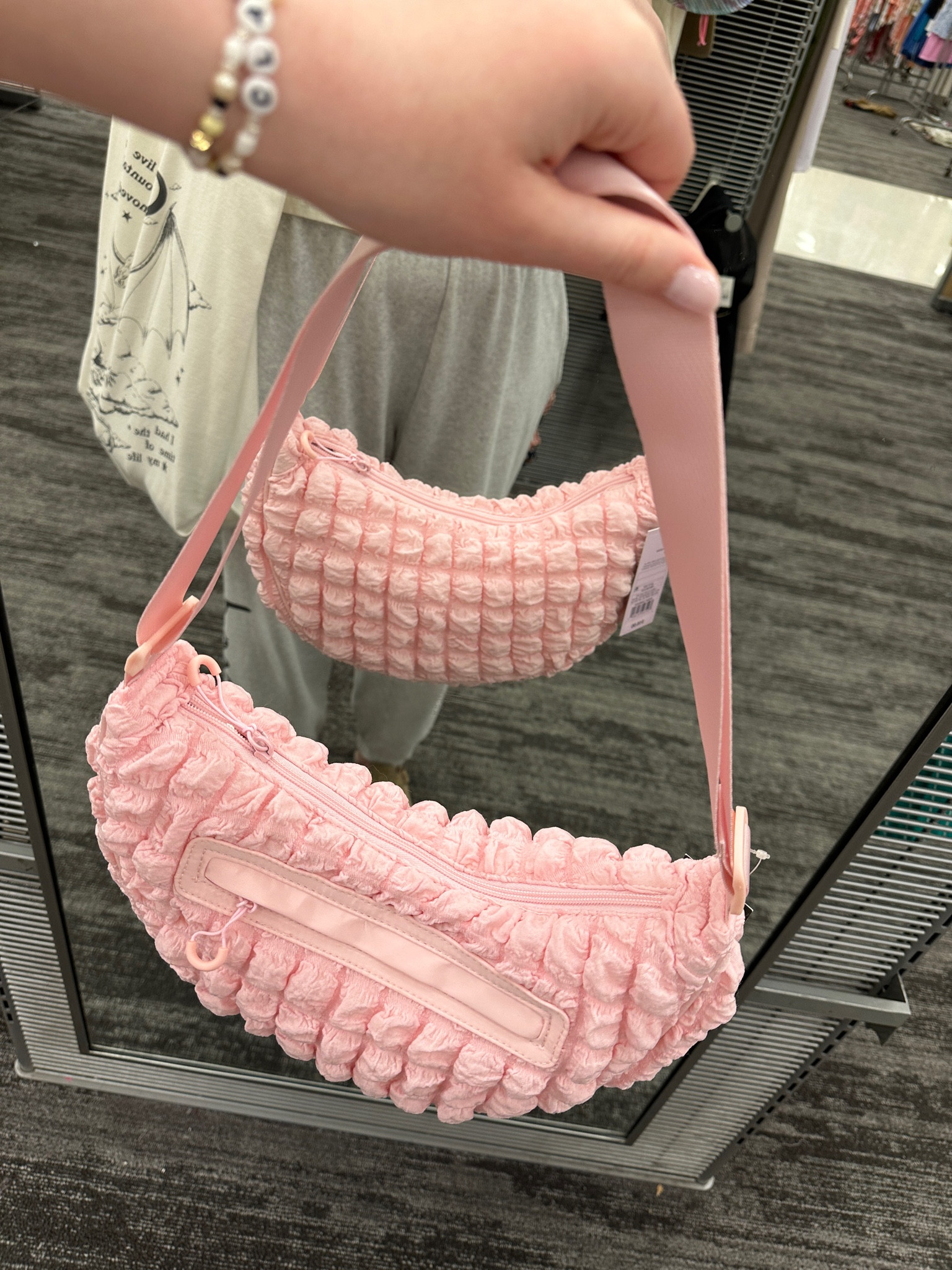 Ballet pink shoulder bag with adjustable strap

#LTKfindsunder50 #LTKitbag #LTKstyletip