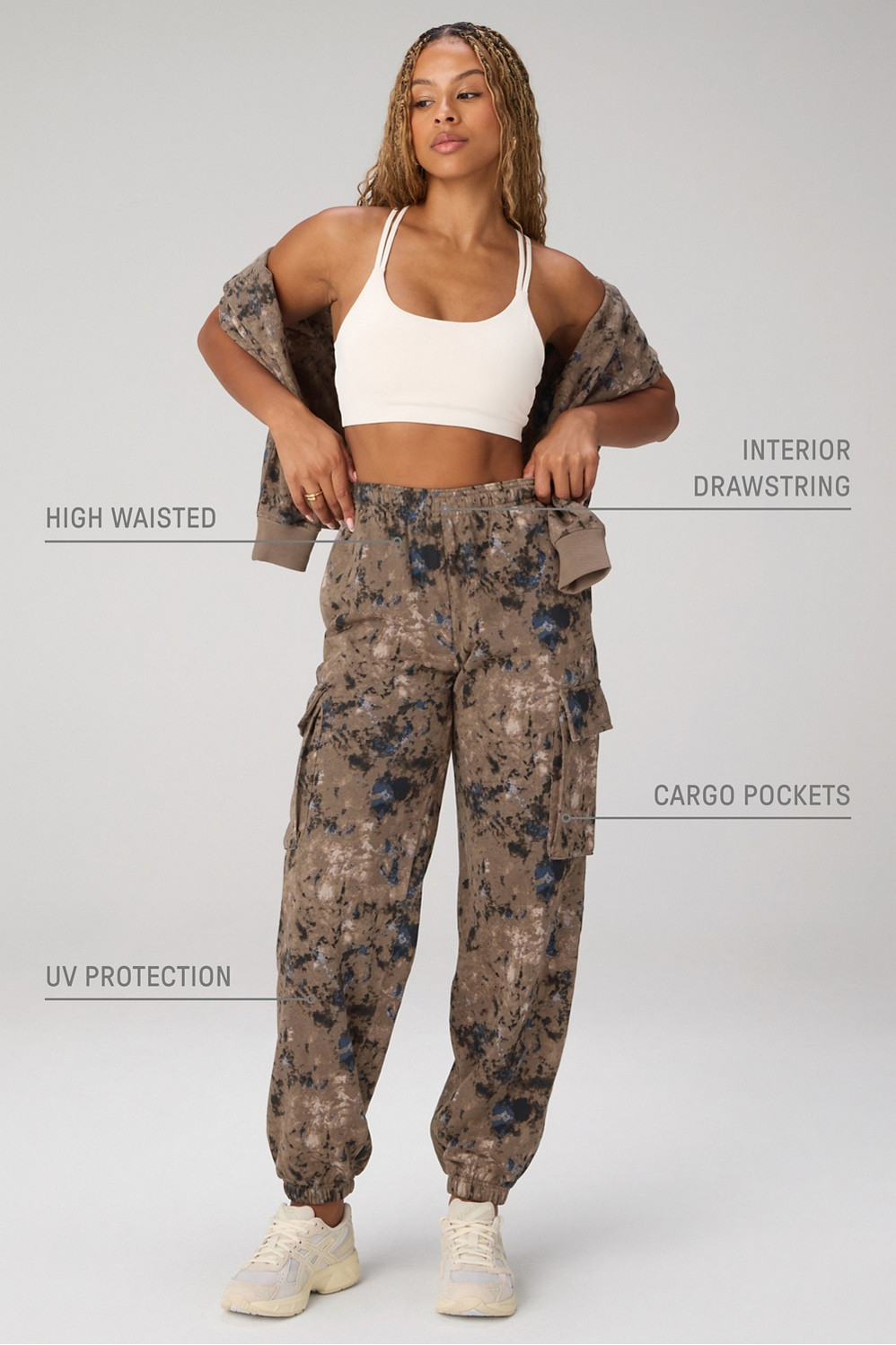 Change ModelChange ModelMandy - Wearing Size: XSHeight: 5'8''Bottom Size: XSTop Size: XSBra Size:... | Fabletics