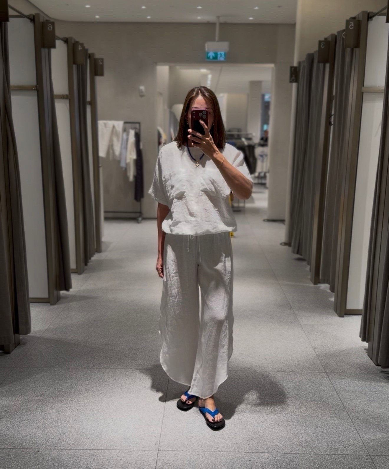 A great hot weather co ord. Light flowing linen - both have drawstring.

#LTKsummer #LTKstyletip
