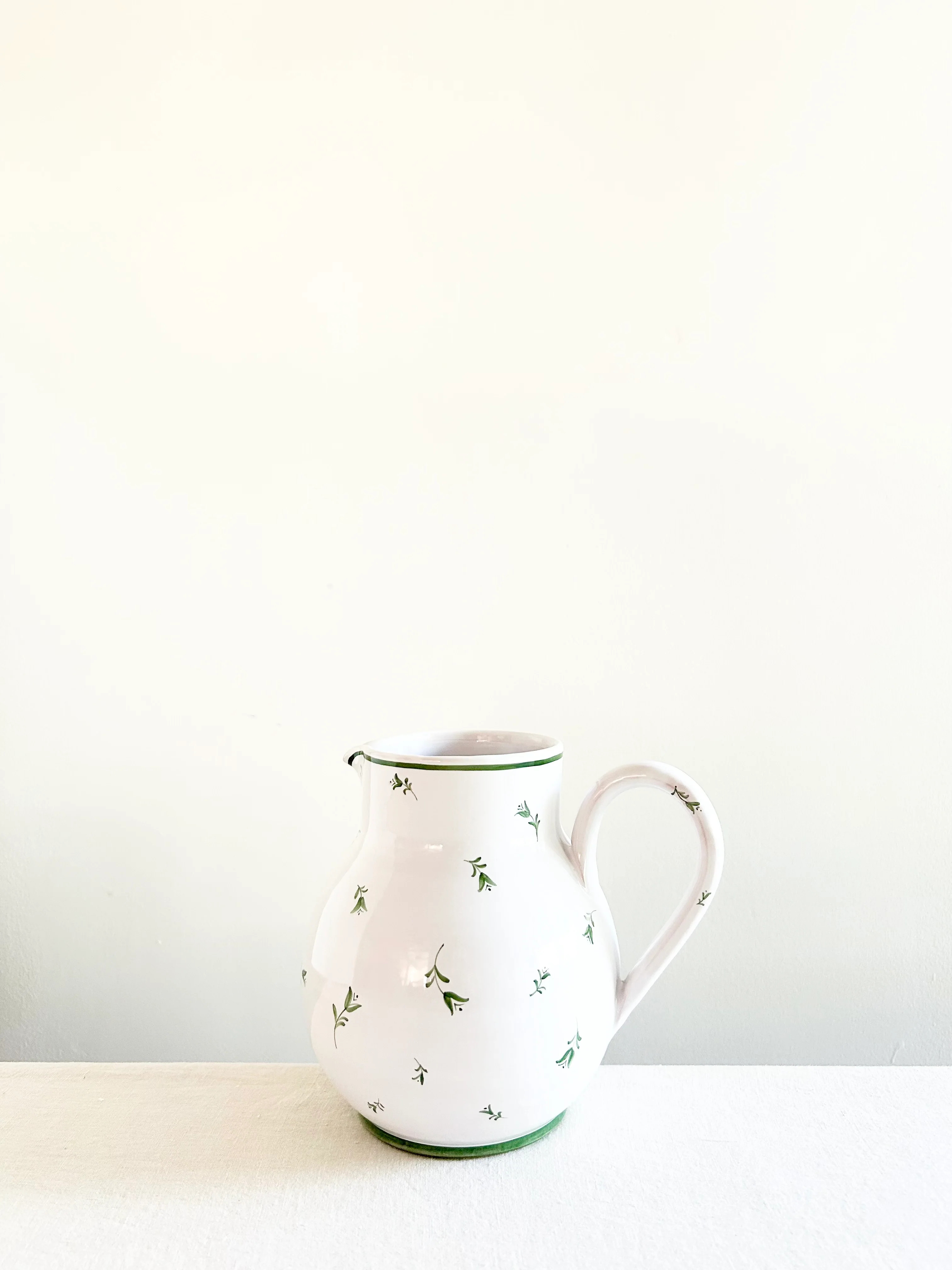 Sainte Marie Pitcher - Peridot | the ARK elements