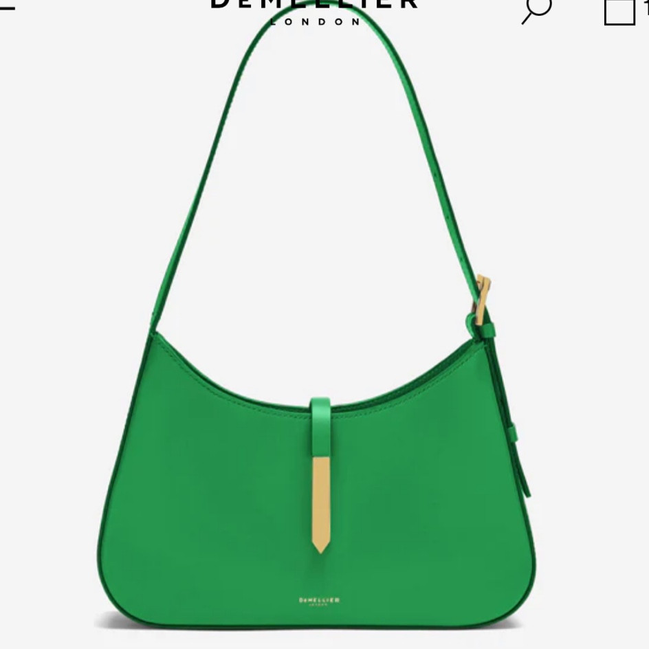 Prada Cleo Lewk Alike!! 💅🏼

#LTKitbag #LTKGiftGuide #LTKstyletip