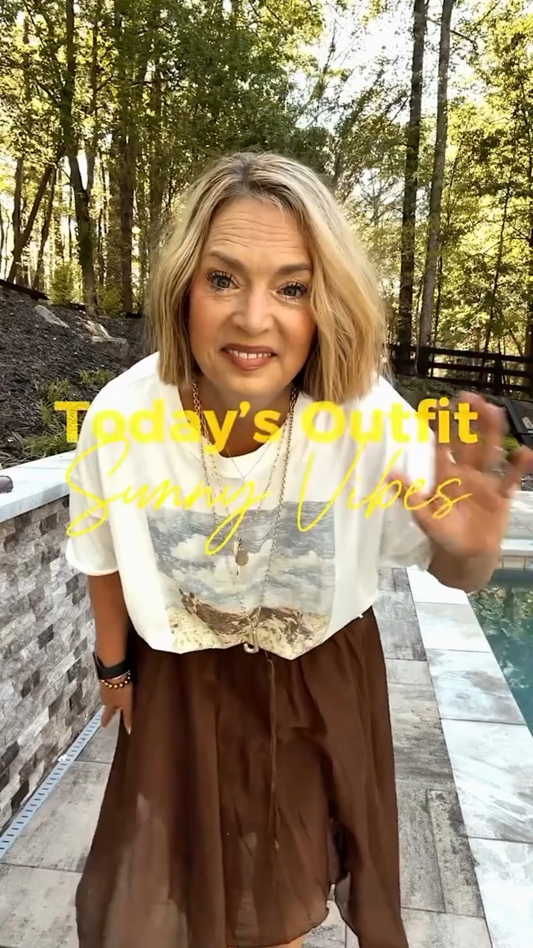 Modern. Midlife. Cool. Hi! I’m Jill and I dress my age, just cooler. Join me! @shoppixieco 😎

#midlifestyle #showupinyour50s #over50style #modernmidlifecool #elevatedeveryday