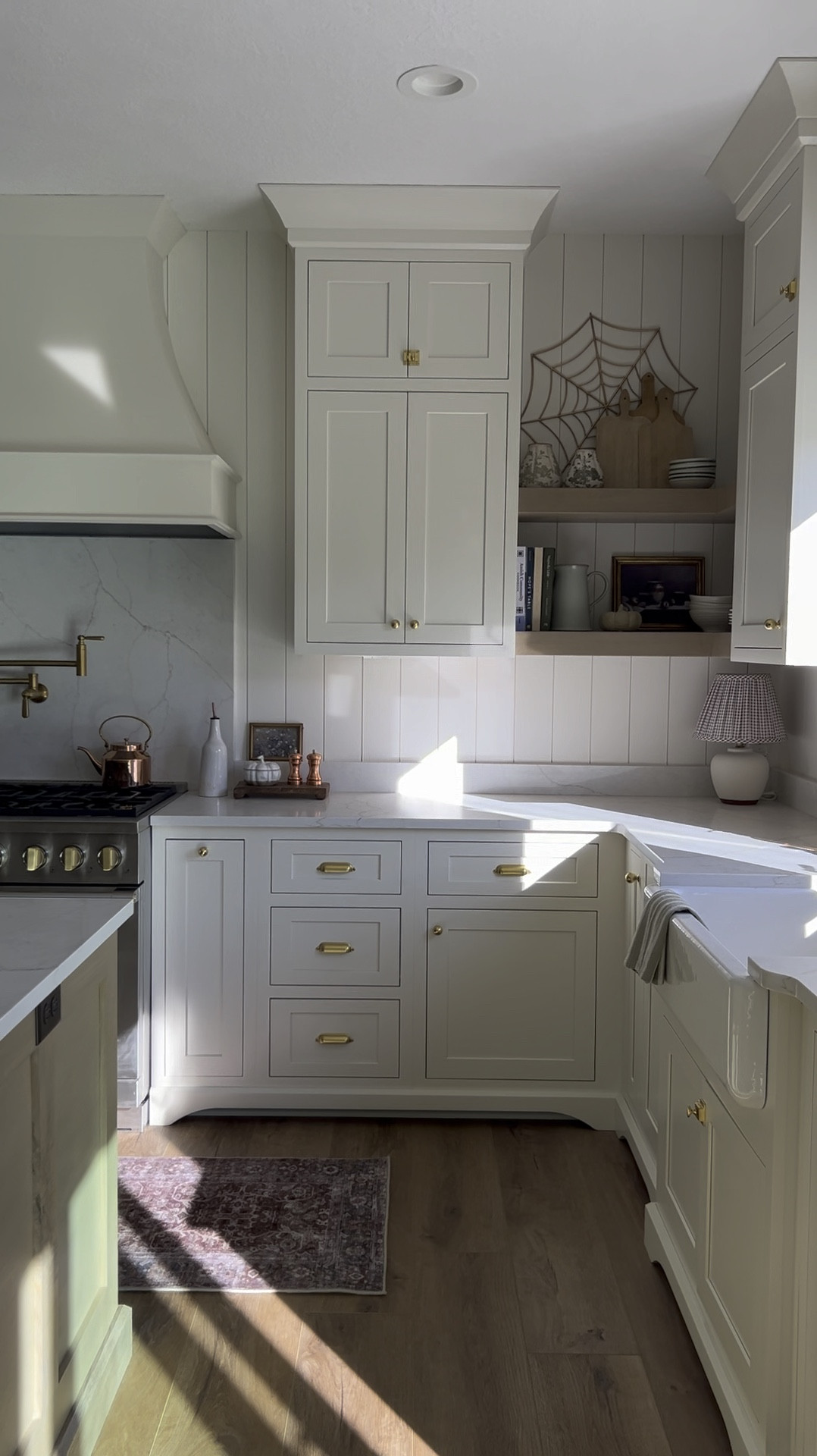 Fall kitchen decor

Cottage kitchen, farmhouse kitchen copper decor 

#LTKHome #LTKSeasonal #LTKSaleAlert