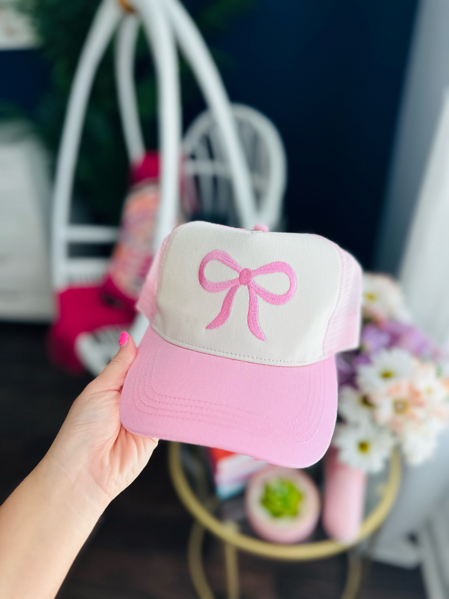 My new favorite trucker hat 🎀 



#LTKStyleTip #LTKFindsUnder50 #LTKBacktoSchool