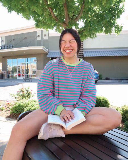 oversized striped crewneck
target linen shorts