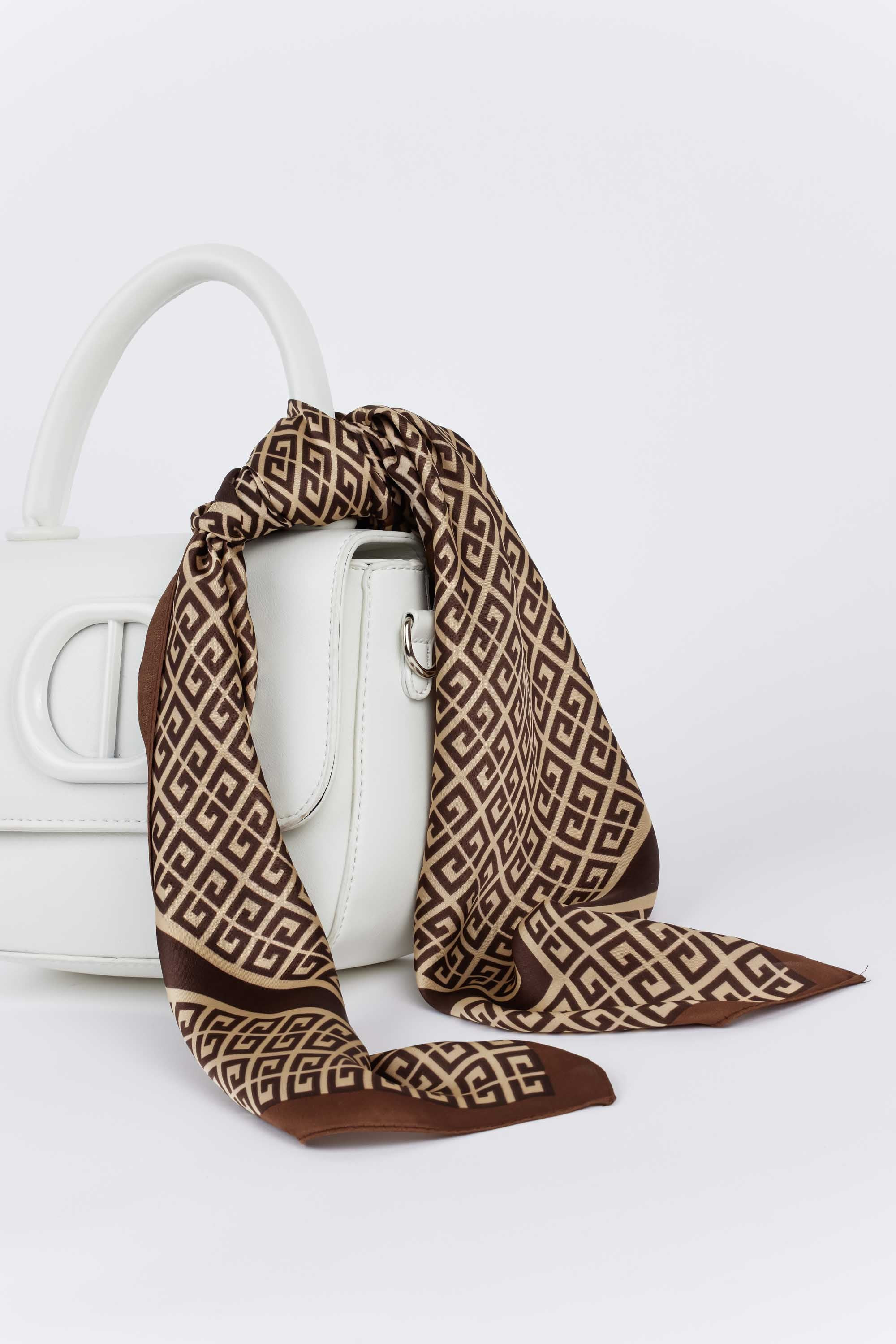 Abby Scarf | Avara