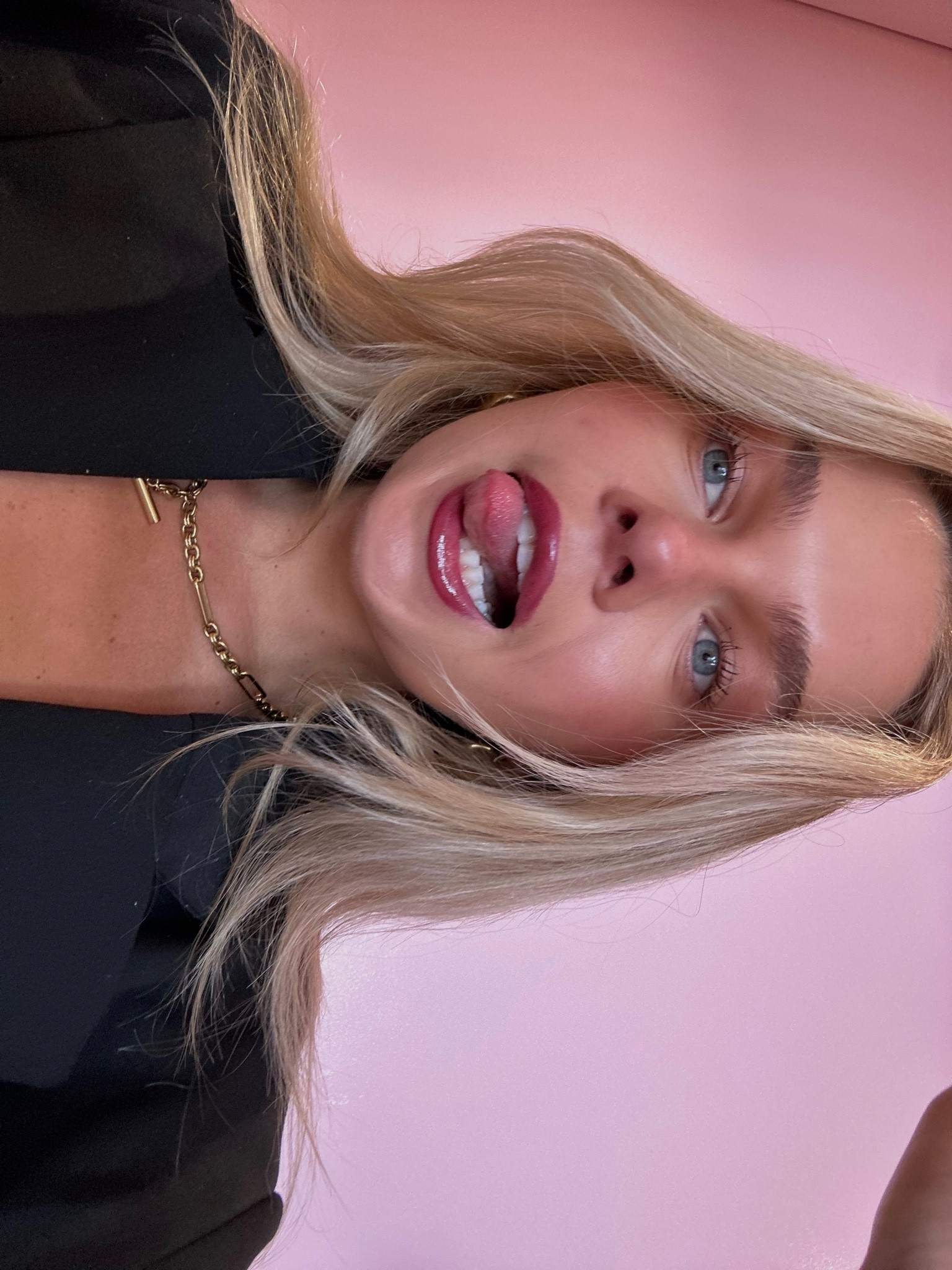 lip combo colours below xx
liner - deep rose
gloss - plum
lip cheek & blush - muse

#LTKbeauty