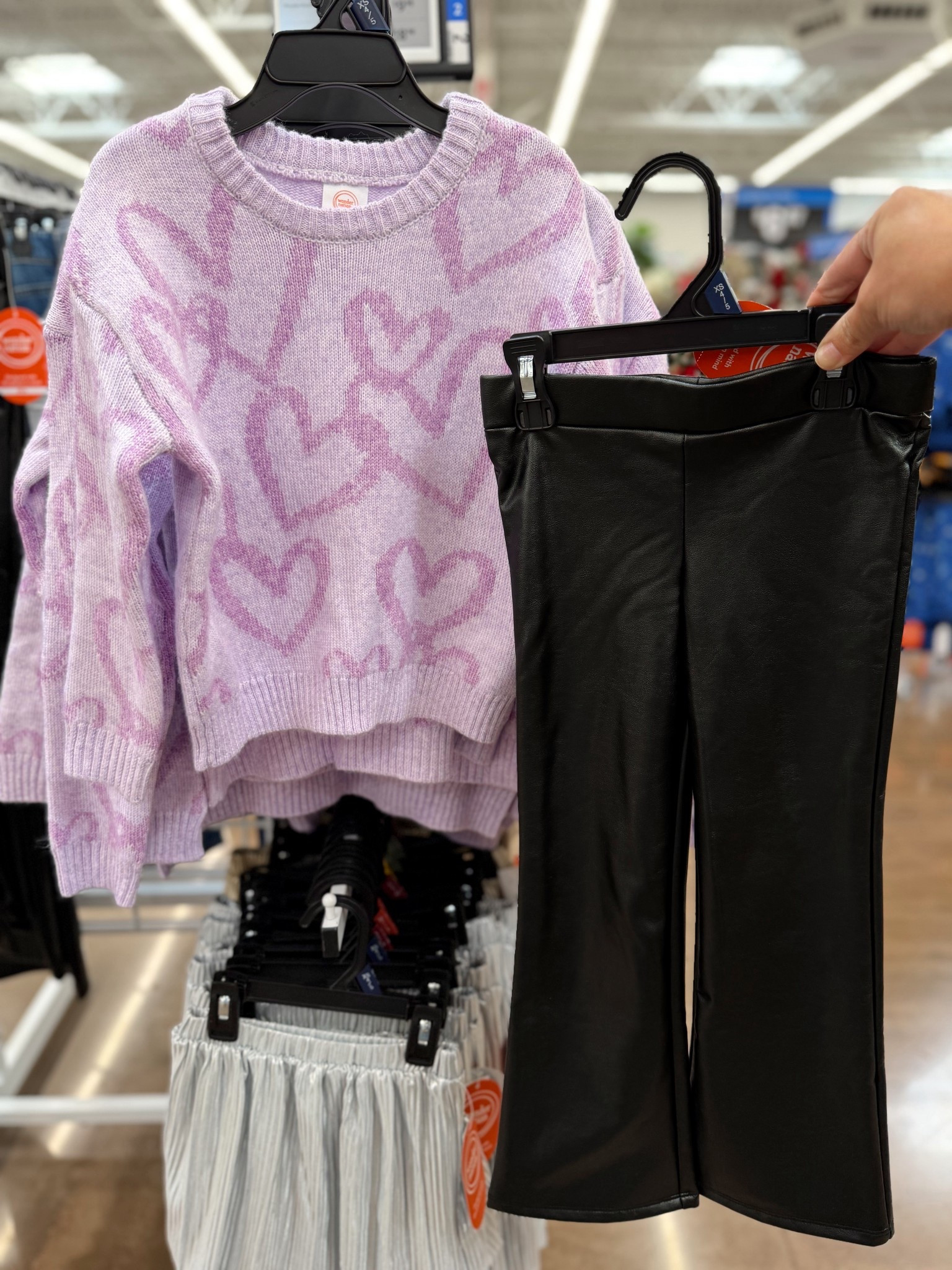 Cute girls outfit idea 🖤

#LTKSeasonal #LTKGiftGuide #LTKHoliday