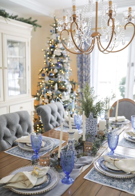 My favorite time of year and my favorite table! 

#LTKhome #LTKHoliday
