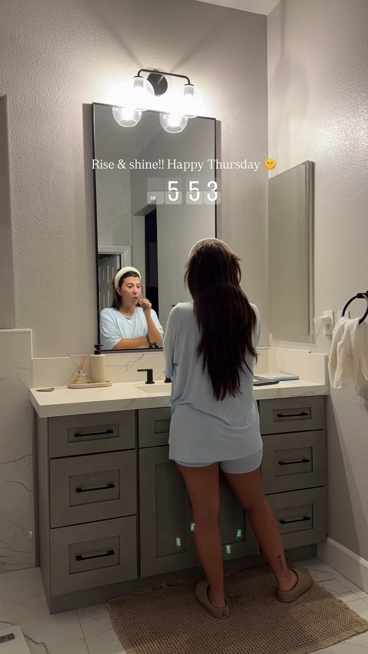 Rise & shine!! Happy Thursday 🌞
