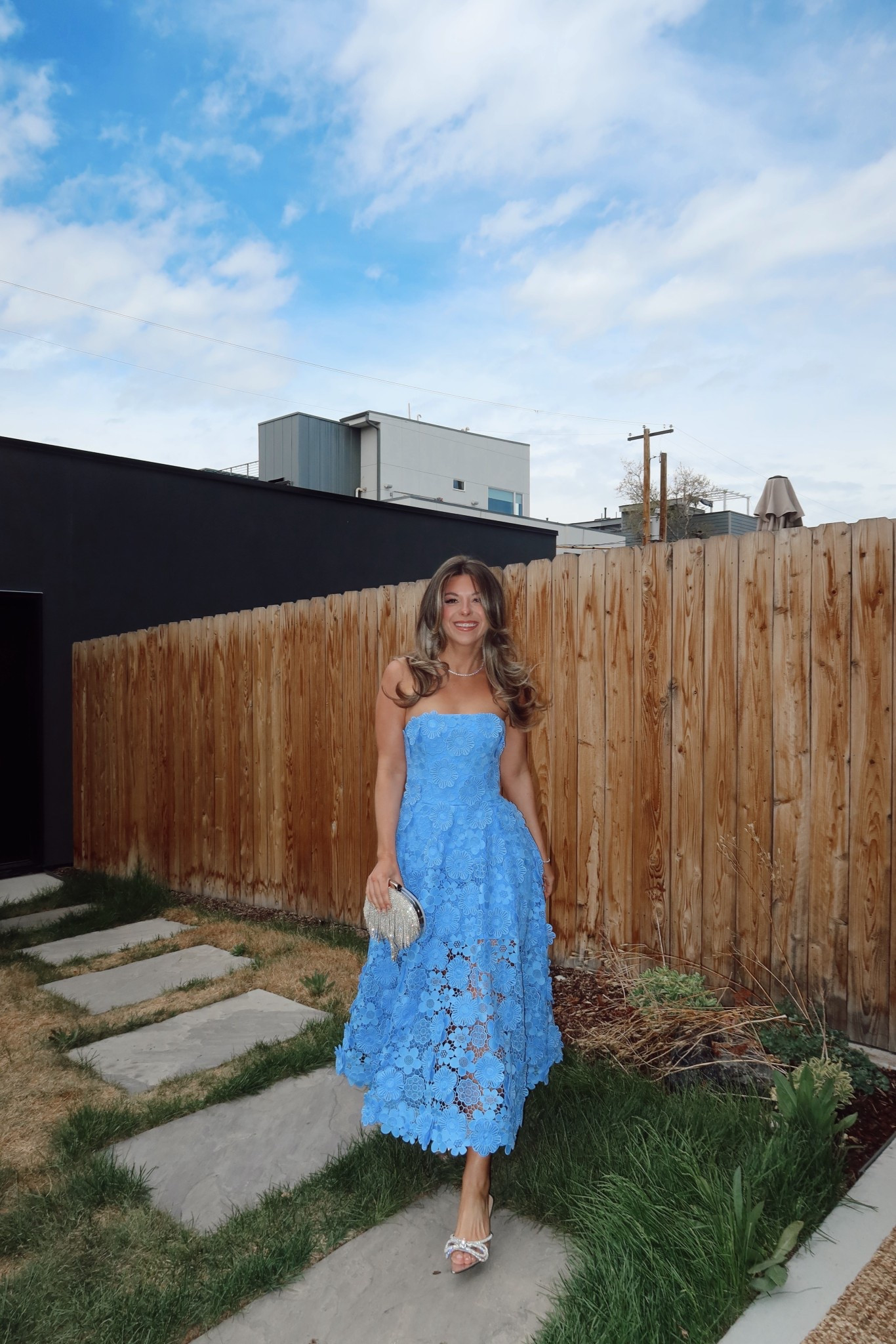 blue 3D floral wedding guest and spring formal event dress  

i size down to xs in helsi dresses

electric picks: emerson20

Wedding guest
formal event
Black tie
Spring party
Special occasion

#LTKBeauty #LTKWedding #LTKgrwm