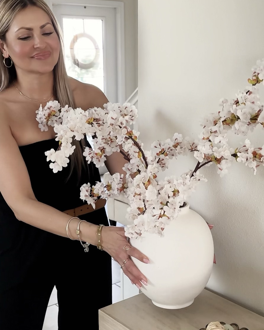 The easiest way to refresh your home for spring 🌸🤍

I used this cherry blossom arrangement in different areas of my home — kitchen, dining, living, and entry — and it instantly made every space feel brighter, softer, and more elevated ✨

Simple, neutral, and timeless… exactly the kind of decor that works all year round 🤍

Everything is linked here ✨


#LTKFestival #LTKHome #LTKSeasonal