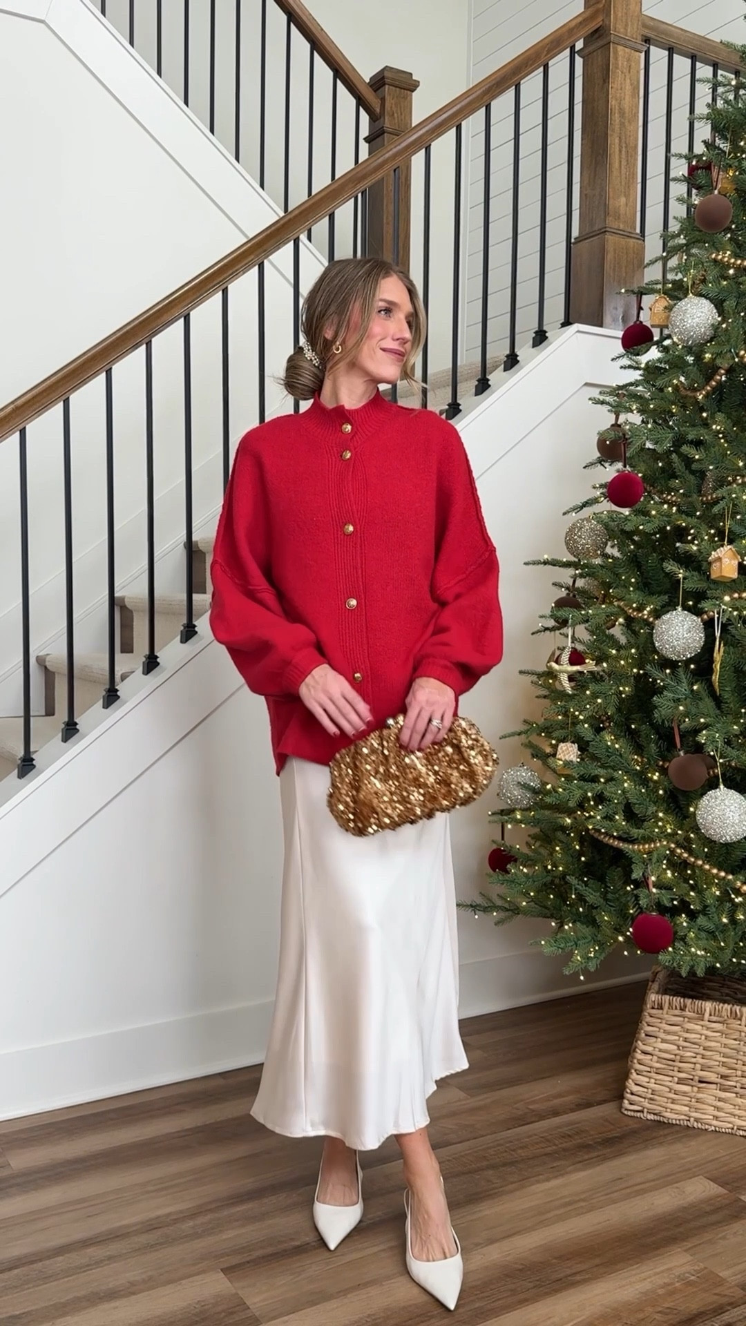 Ways to wear a red button up Amazon cardigan sweater. I got a size medium for length (I’m 5’11”) 
Medium in satin skirt to bump. Stretchy waist and run tts 



Red sweater, Christmas sweater, tall girl friendly, bump friendly, holiday outfits, New York outfits, Amazon finds, Amazon fashion 

#LTKHoliday #LTKFindsUnder50 #LTKTall