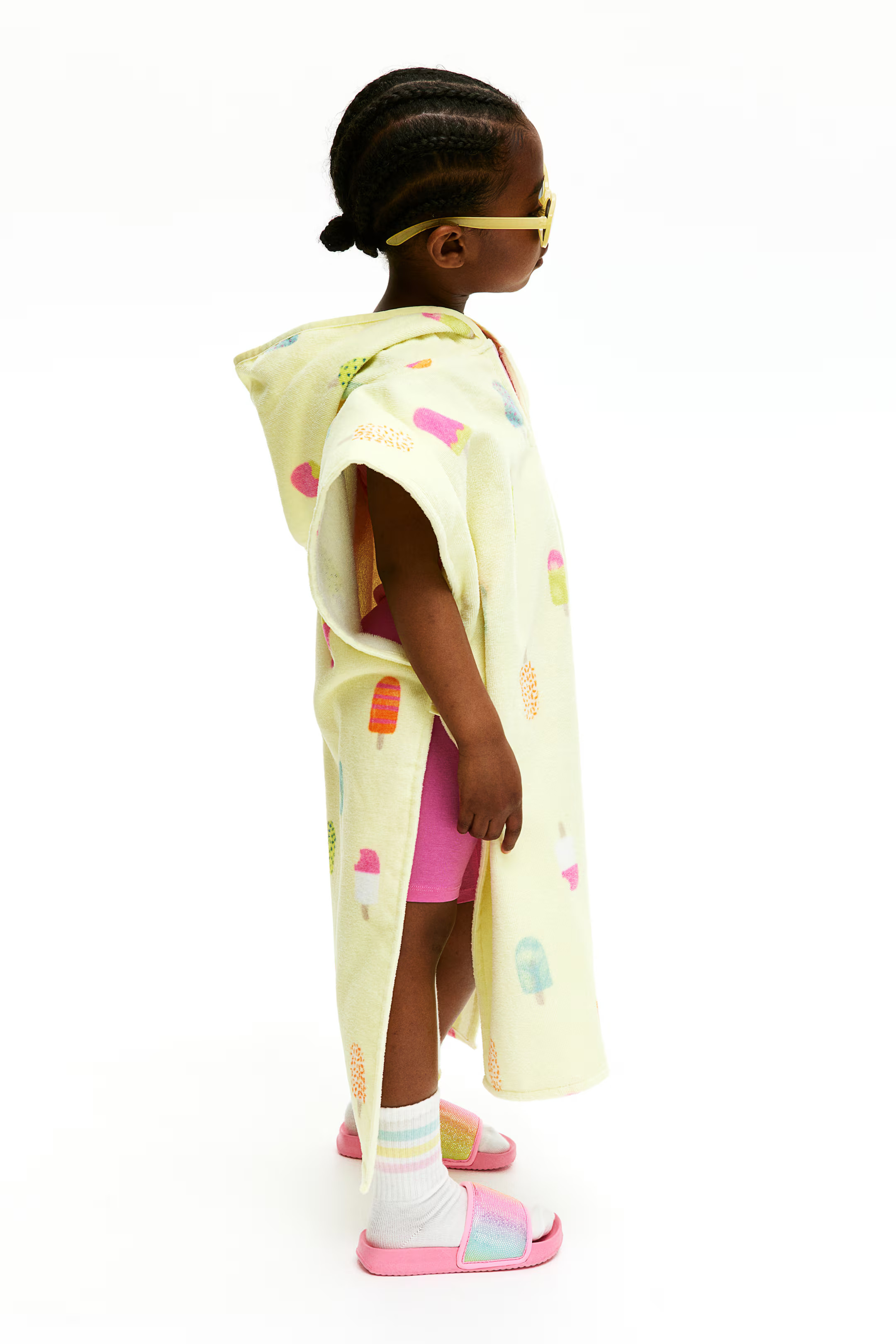 Poncho Towel | H&M (US + CA)