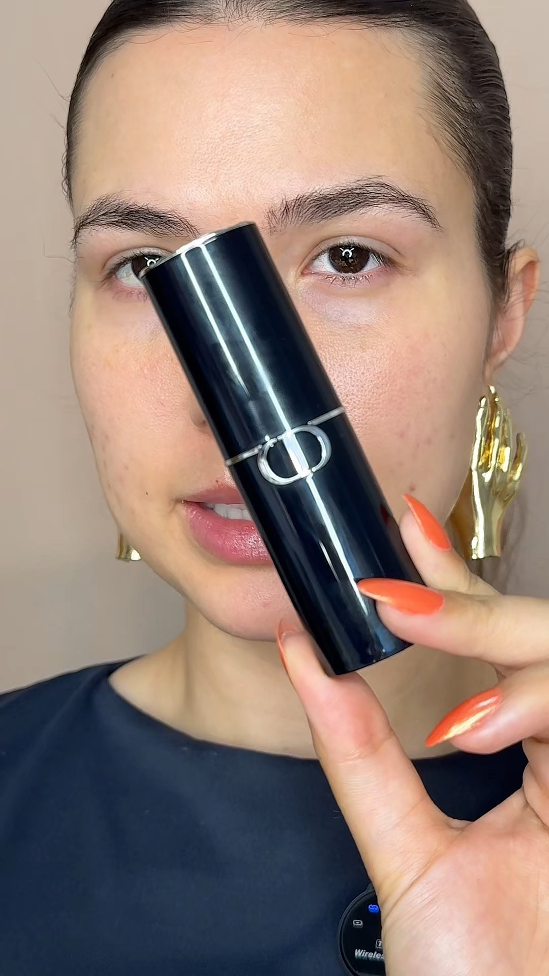 BASE STICK DA DIOR 

#LTKbrasil #LTKbeleza