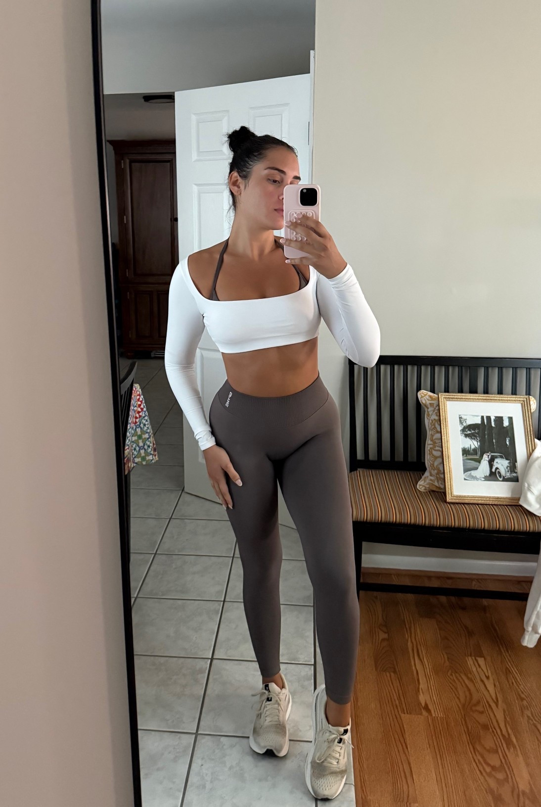 Dfyne set: impact sports bra and leggings size small in both, color Truffle
Cropshop boutique white top size small