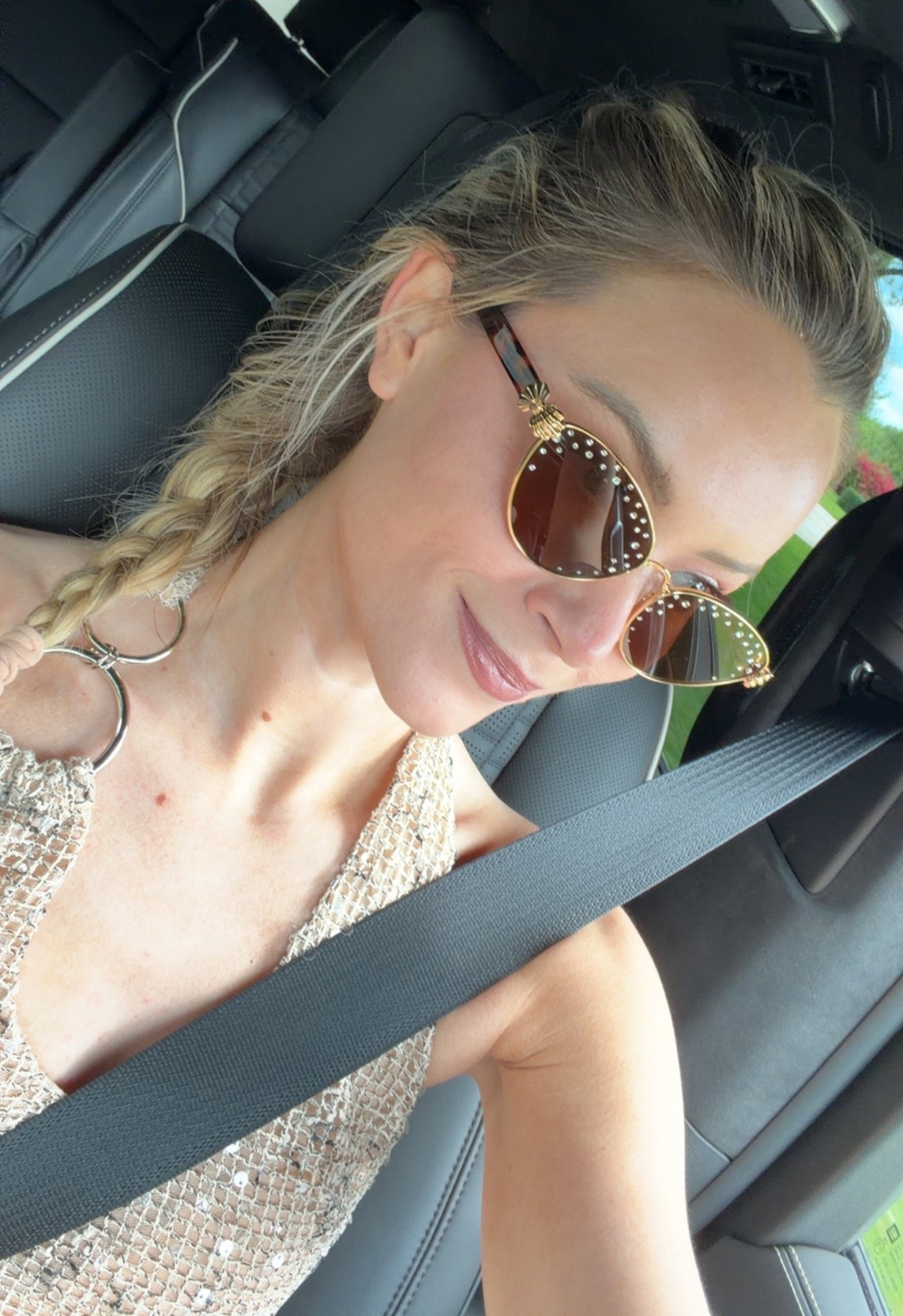 New favorite sunglasses for summer and perfect for festival season accessories !

😎 SOJOS use code CAMI10 to save 
✨ 12th tribe use code CAMILLE_TRIBEBABES

#LTKFestival