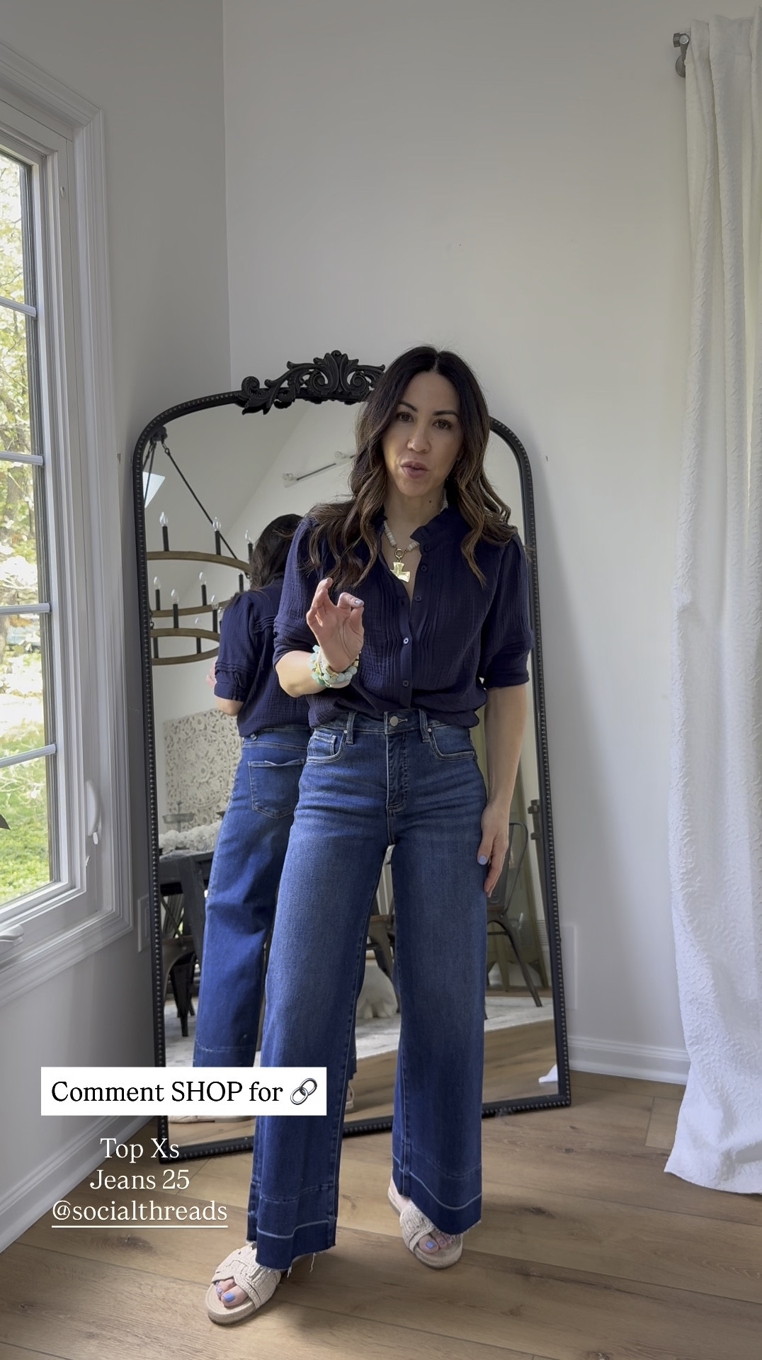 25 jeans. Xs gauze top

#LTKPetite #LTKOver40