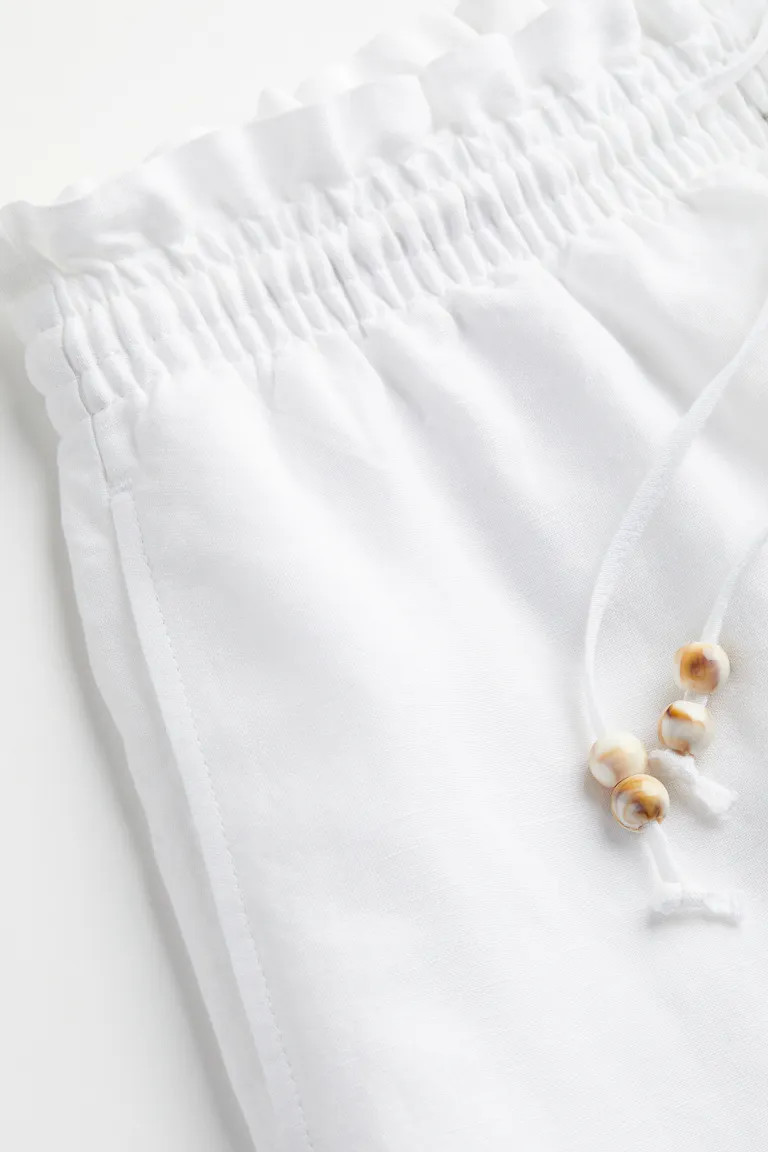 Shorts con vita a sacchetto in misto lino | H&M (FR, IT, ES, PT, BE)