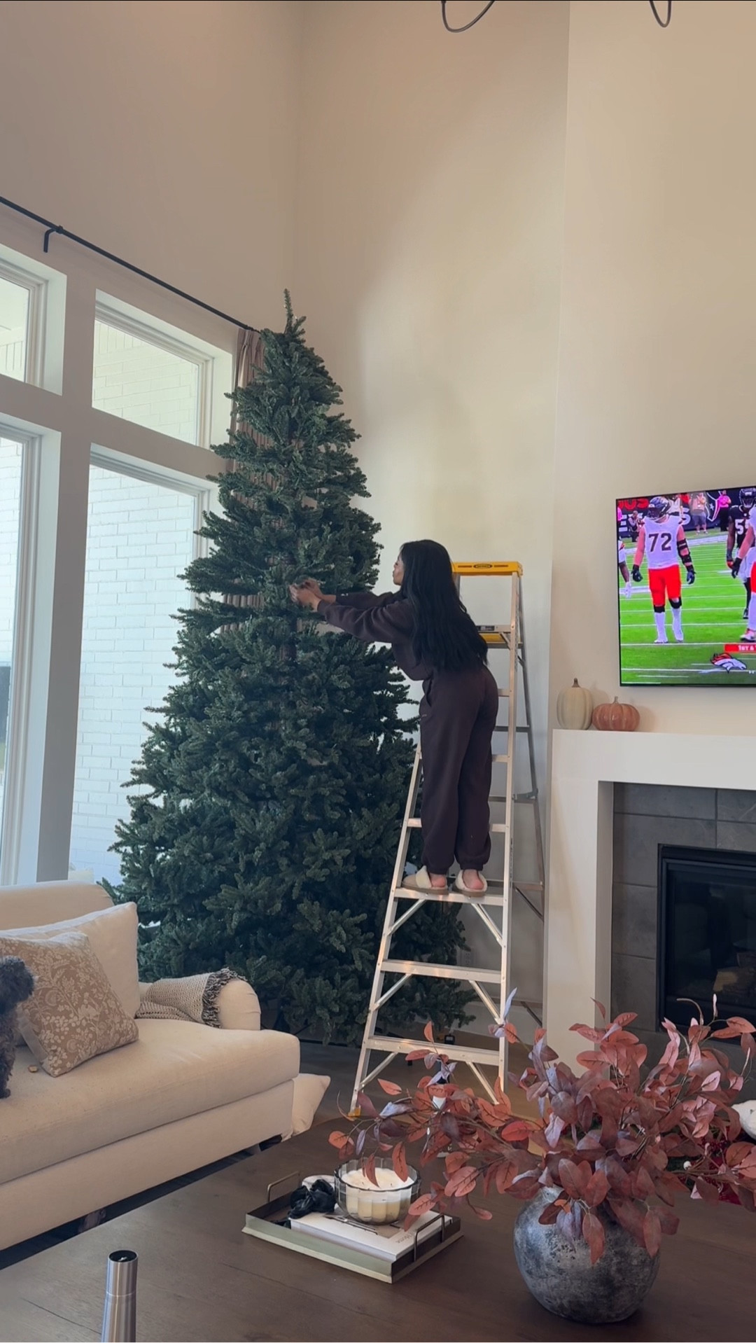 Christmas decor | Christmas decorating | cozy outfit |

#LTKHome #LTKHoliday #LTKSeasonal