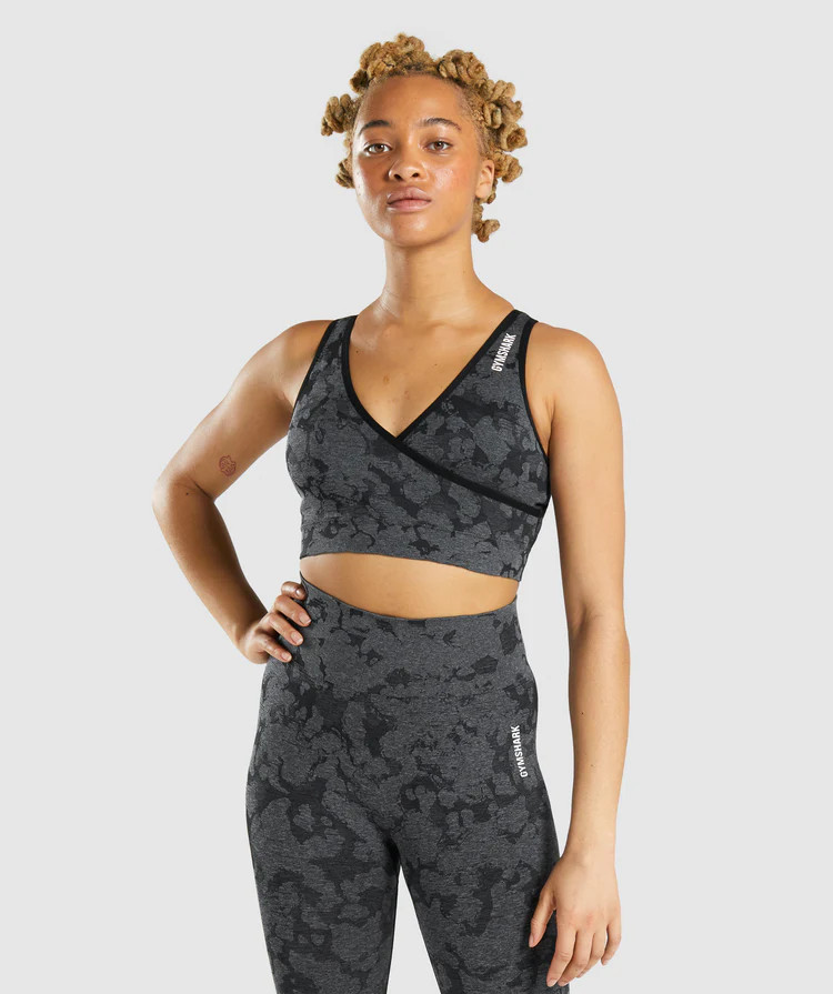 Gymshark Adapt Camo Seamless Sports Bra - Black | Gymshark (Global)