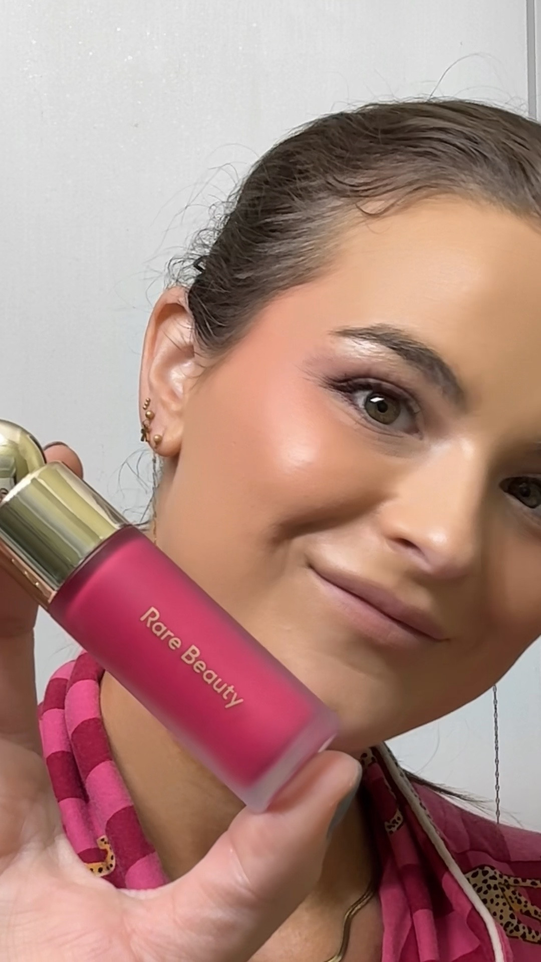 Rare Beauty Lucky is proof that bright blush can still look natural. 💗 A tiny dot, a little blending, and you’ve got the prettiest flushed cheeks. The secret isn’t avoiding pigment—it’s learning how to work with it.

#RareBeauty #RareBeautyBlush #SoftPinchBlush #MakeupTips #BlushTips #CreamBlush #BeautyCreator #MakeupReel #PinkBlush #RareBeautyLucky #EverydayMakeup #MakeupTutorial

#LTKgrwm #LTKBeauty #LTKselfcare
