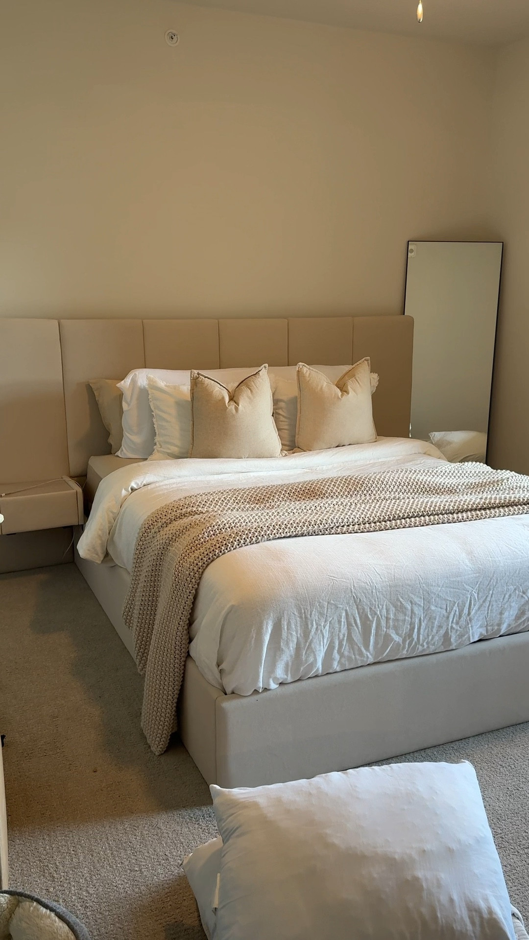 Wayfair Neutral Bed Cream! #bedroom #bedframe #wayfairfinds

#LTKHome