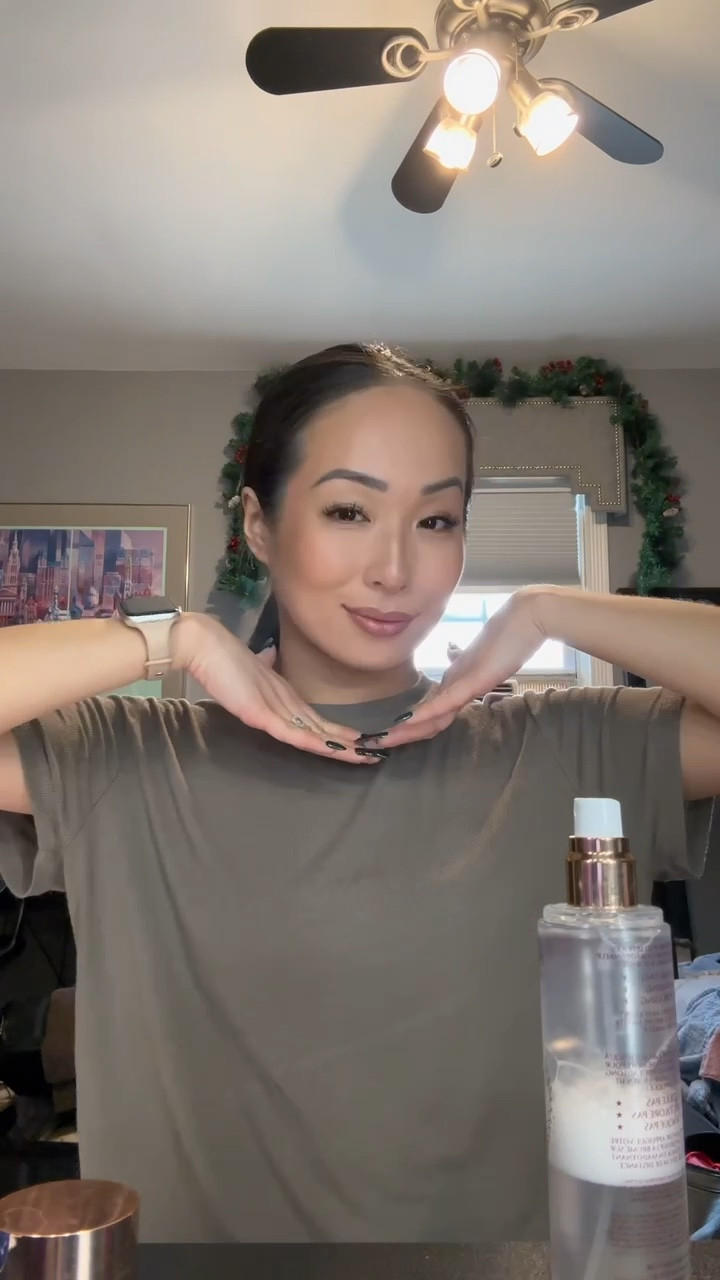 GRWM for a family photoshoot! Here’s my go to makeup and hair routine when I need to look glam. ✨ #grwm #getreadywithme #photoshoot #makeuproutine