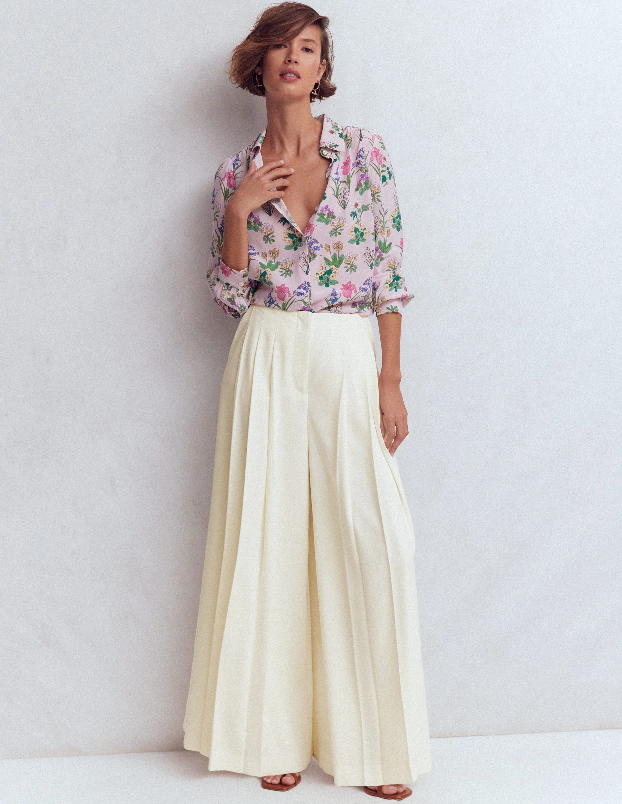 Regent Wide Leg Trousers-Ivory | Boden UK