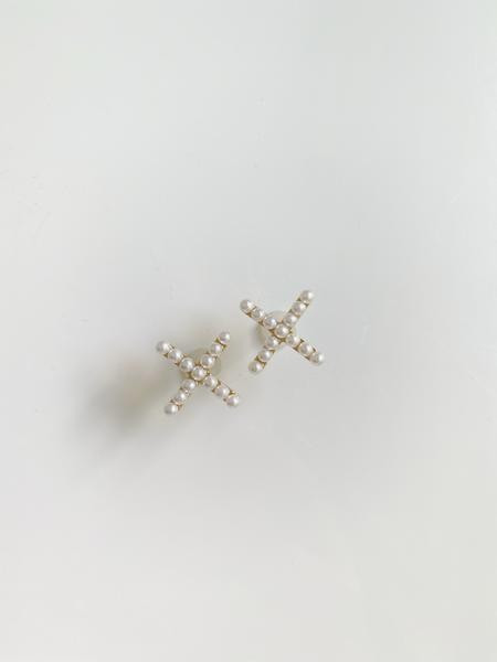 pre order: collection earrings: pearly criss cross stud | Nicola Bathie Jewelry