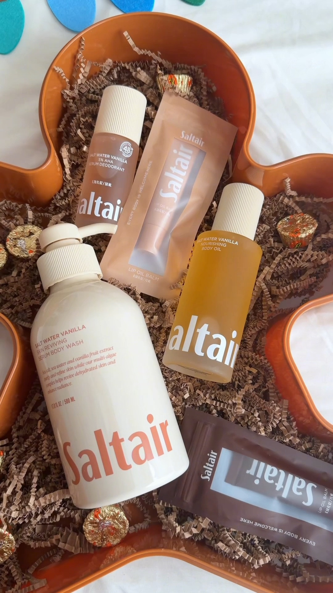 These $5 Gingerbread Man gift boxes are the perfect base for Christmas gifts this year!! Filled this one with @saltair ✨🎄🎅🏾 

#Saltair #christmasgiftsideas #christmas #shopping #christmasgiftidea #birminghaminfluencer #birminghamal #bhaminfluencer #birminghamalinfluencer #bham #familycontentcreator #tiktokshopcreatorpicks #alabamamomcreator #momcontent  

#LTKGiftGuide #LTKSeasonal #LTKHoliday