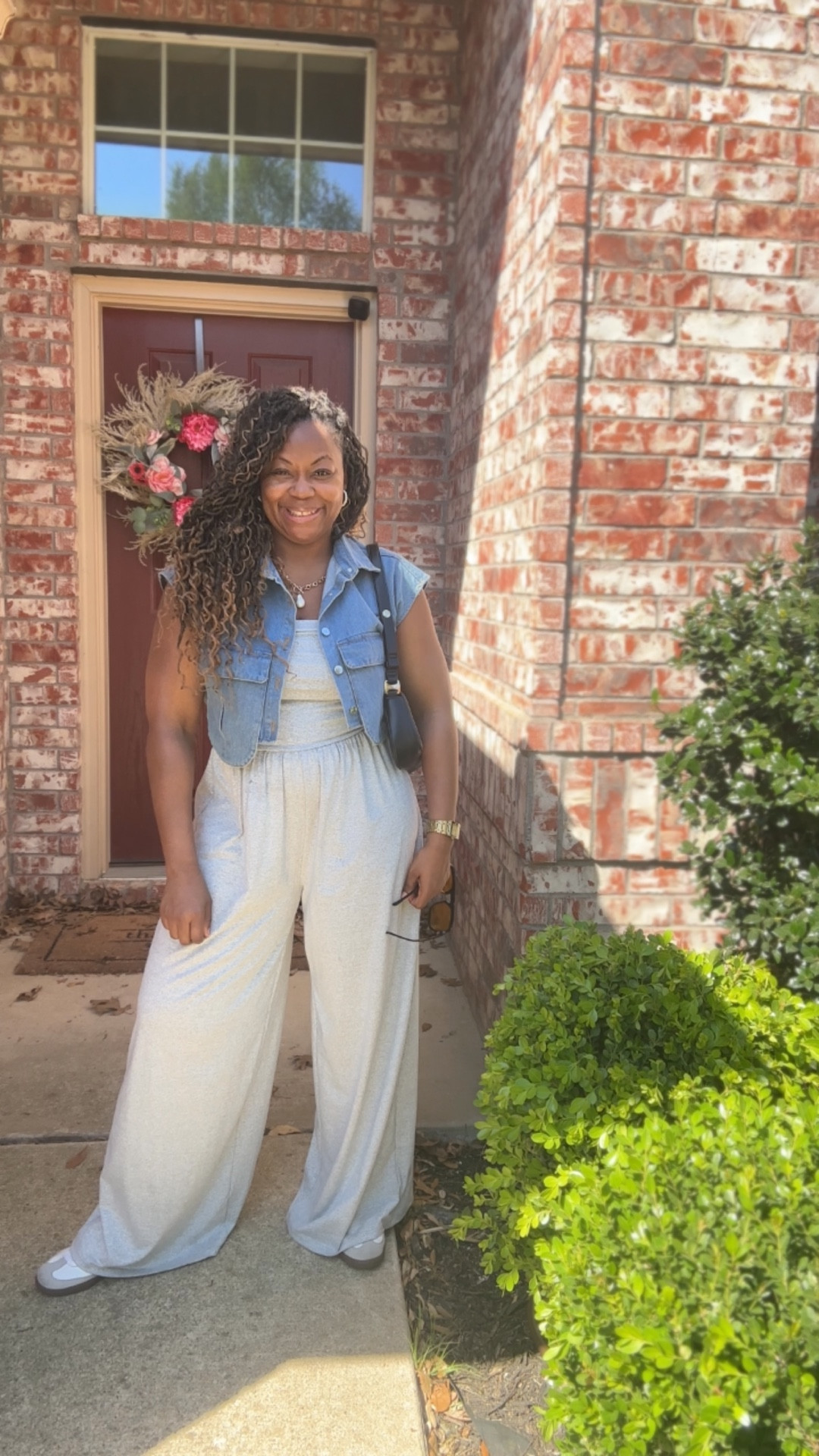 My curvy 5’3 mom ootd 


#LTKmomlife #LTKootd #LTKstorytime