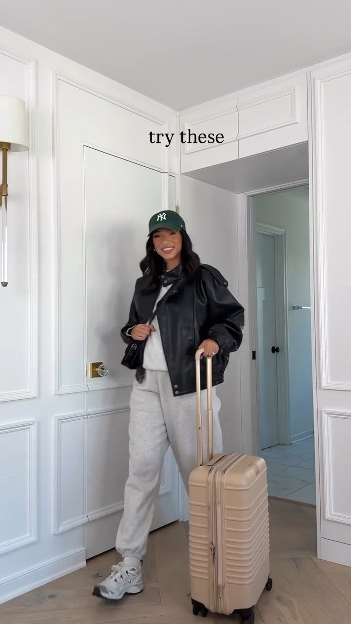 Use code AFNENA for an extra 15% OFF Abercrombie! All sweatshirts & sweatpants are 20-50% OFF + almost everything else is 15% off! 🤩 @abercrombie #abercrombiepartner

Sizing details below 👇🏽 
Grey Sweatshirt - size S
Grey Sweatpants - size M
Leather Jacket - size S (OOS but I've linked similar) 
White T-shirt - size S
Tan Bomber Jacket - size S
Black Straight Leg Pants - size M
Wool-Blend Top Coat - size M Tall
Bubble-Hem Leather Jacket - size M
Brown Leggings - size S
Black Baby Tee - size S 
Black Leggings - size S
Trench Coat - size S

Fall outfit 
Fall fashion 
Abercrombie code
Abercrombie sale
Travel outfit
Airport outfit 
Errands outfit 
Work from home outfit 

#LTKStyleTip #LTKFindsUnder100 #LTKSaleAlert