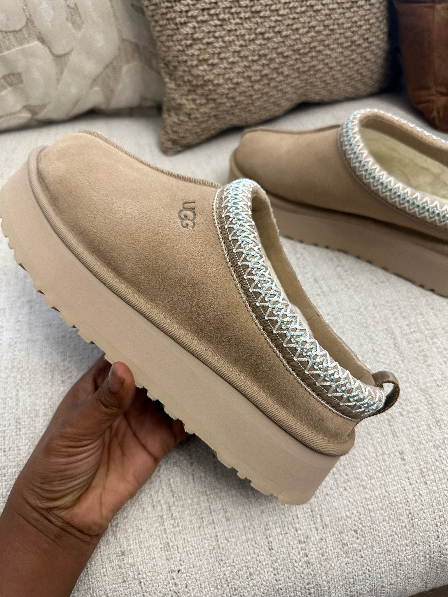 Ugg tazz platform slides 

#LTKshoecrush #LTKHoliday #LTKstyletip